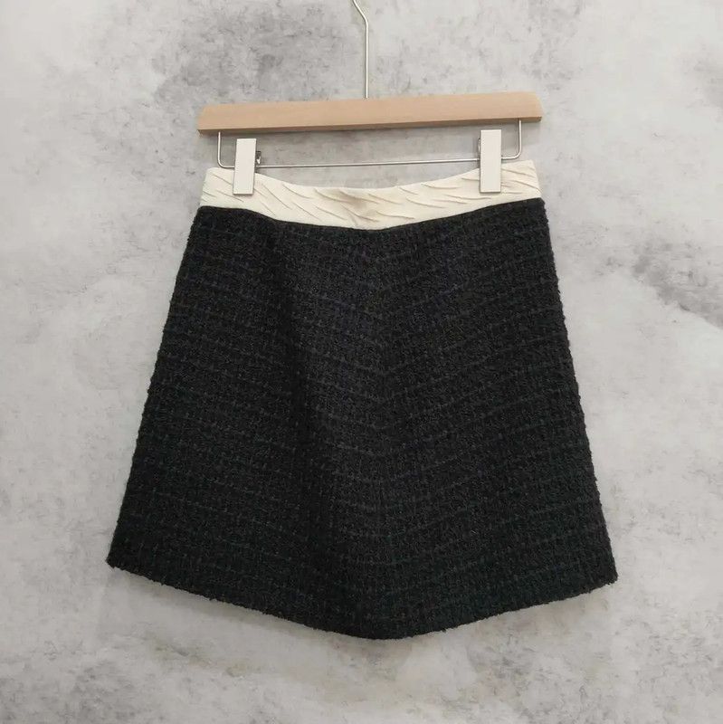 Valentino Valentino A-Line Skirt in Black and Cream 0089 Size 31" - 1 Thumbnail