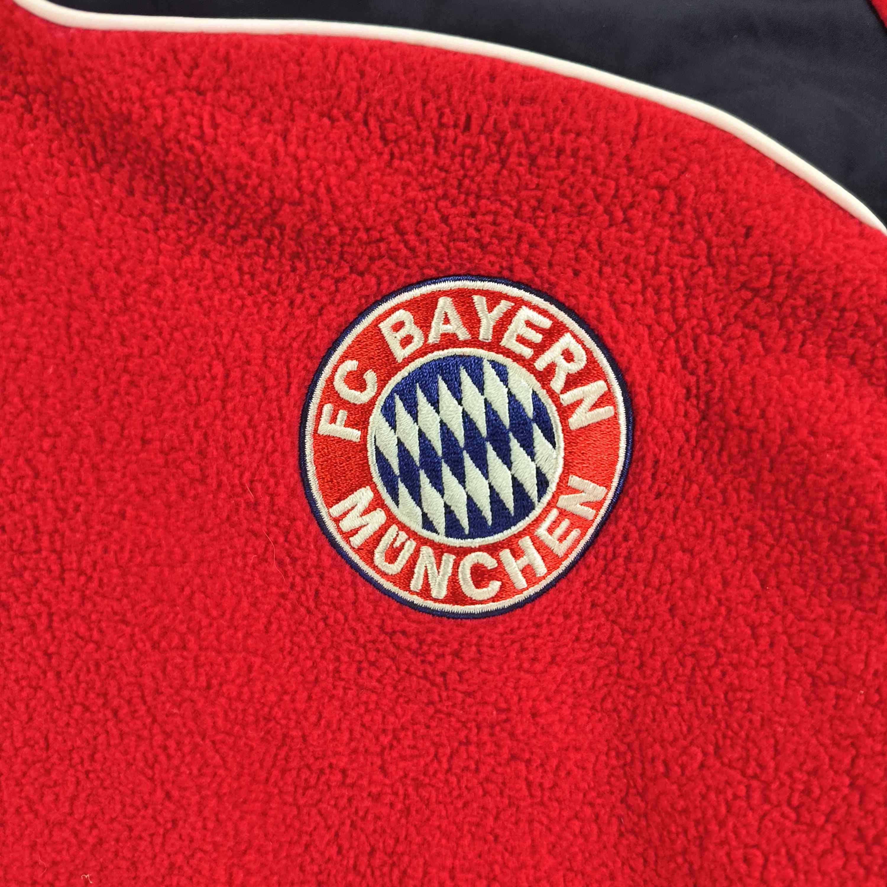 Adidas Bayern Munich 2008-09 Adidas football training top size M Size US M / EU 48-50 / 2 - 3 Thumbnail