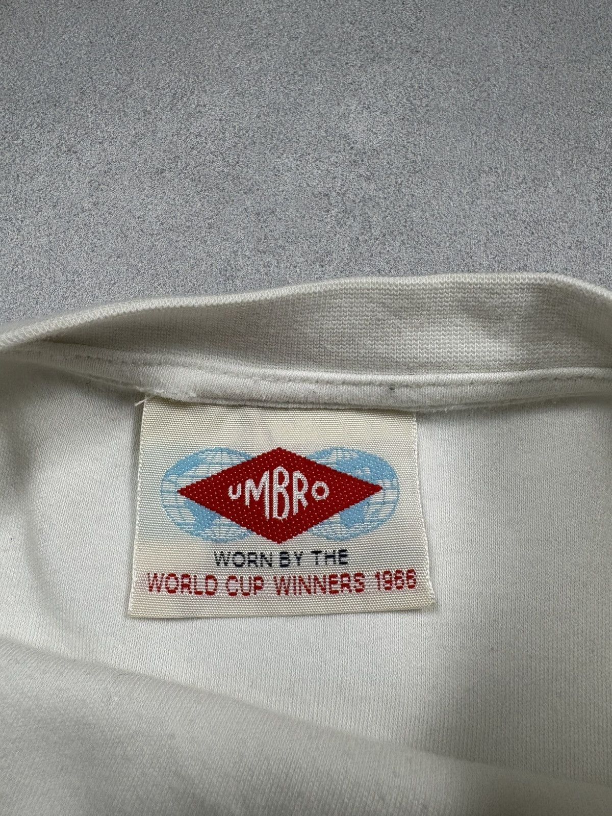 Umbro England 1966 Umbro Football Long Sleeve Limited #6 World Cup Size US S / EU 44-46 / 1 - 7 Thumbnail