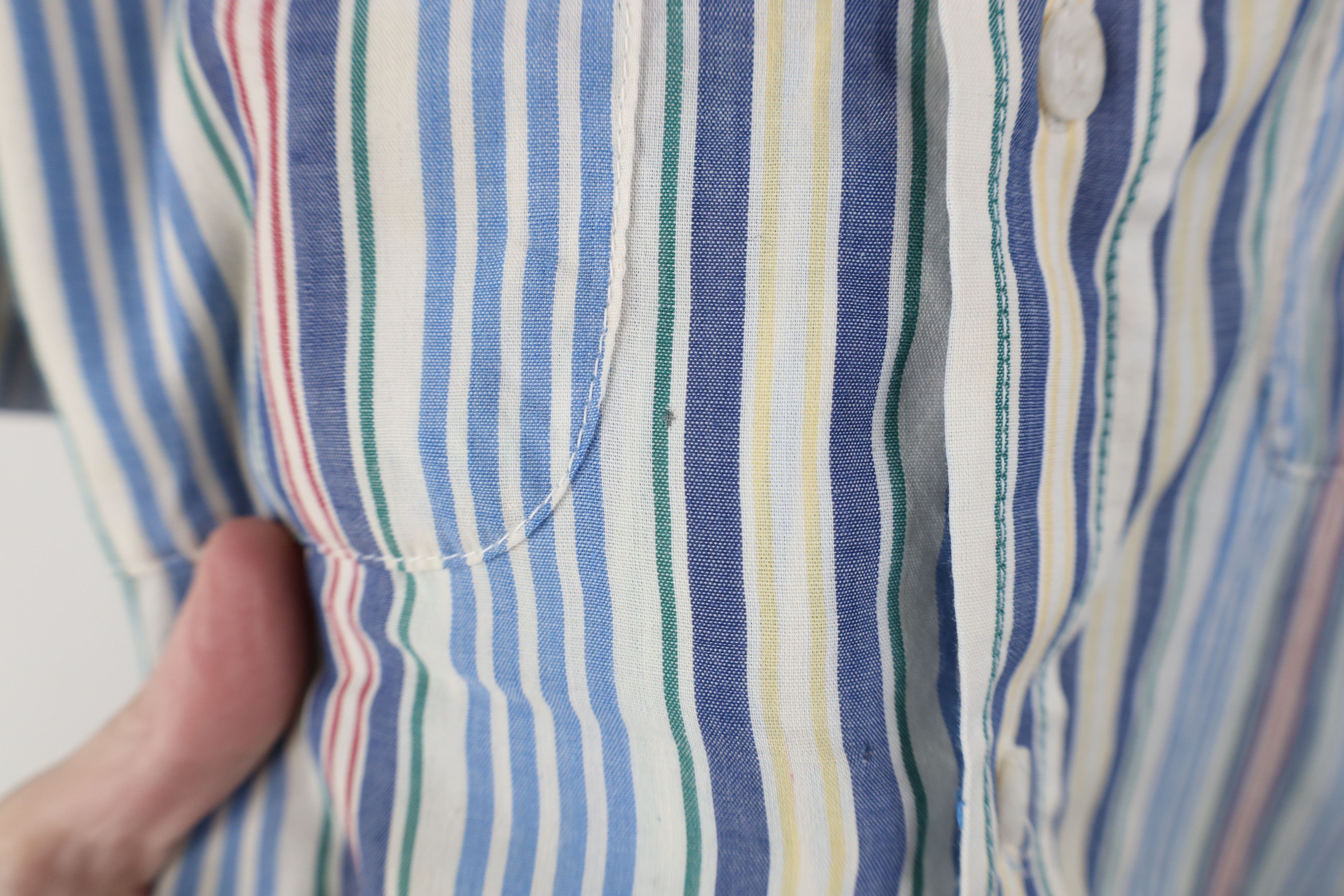 Vintage Vintage 90s Streetwear Short Sleeve Button Down Shirt Size US L / EU 52-54 / 3 - 4 Thumbnail