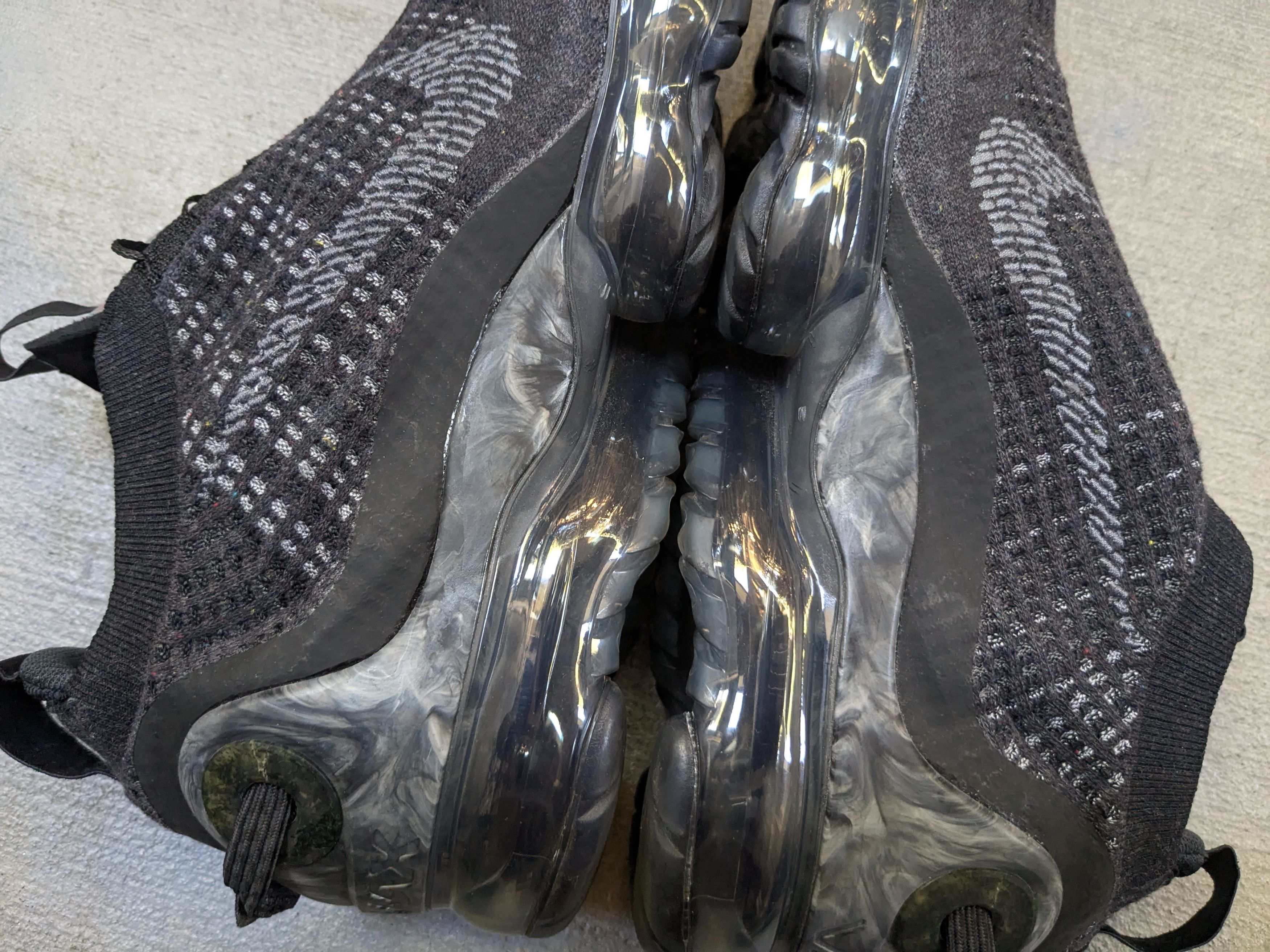 Nike Nike Air VaporMax Flyknit 2020 10.5 Black Gray CJ6740-002 Size US 10.5 / EU 43-44 - 7 Thumbnail
