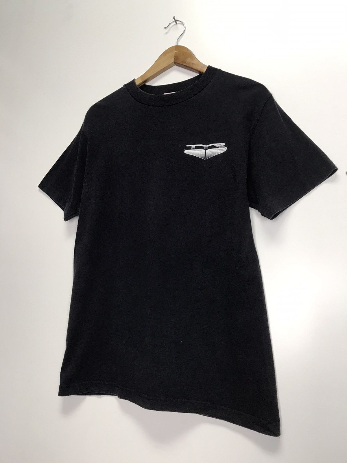 Vintage Vintage TYR T-Shirt Size US M / EU 48-50 / 2 - 4 Thumbnail
