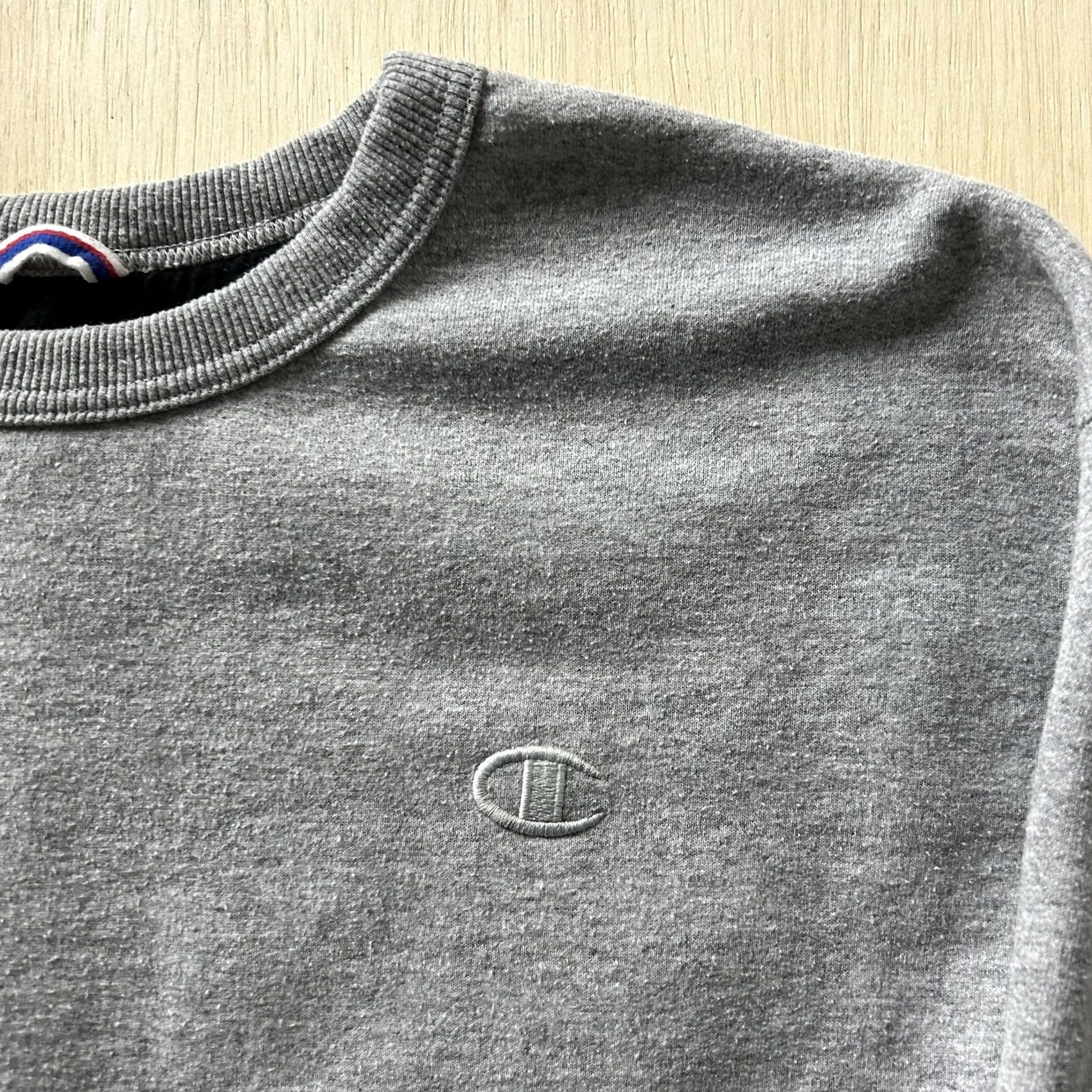 Champion Champion Shirt Mens XL Gray Sweatshirt Fleece Crewneck Pullover Embroidered Logo Size US XL / EU 56 / 4 - 2 Thumbnail