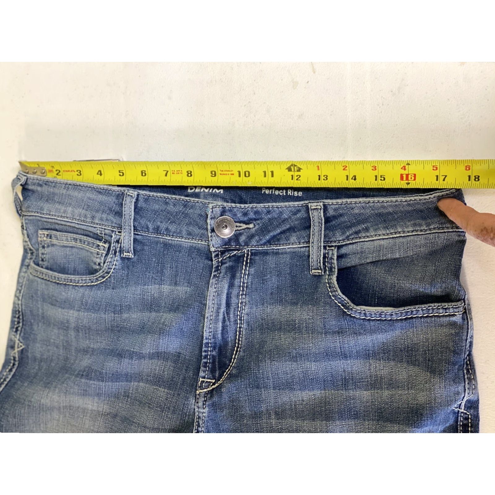 Ariat Ariat Jeans Mens 33” W 34” L Bombshell Perfect Rise Frayed Cuff Denim Straight Blue Denim 34” L Size US 33 - 6 Thumbnail