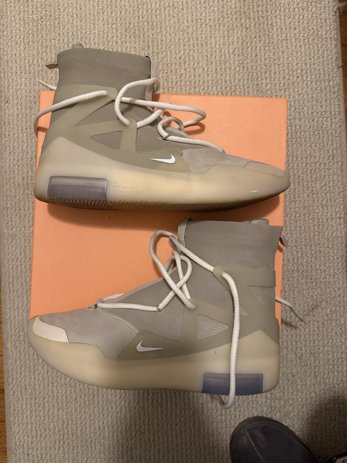 Fear of God × Nike Fear of God x Nike 1 Size US 9.5 / EU 42-43 - 1 Thumbnail