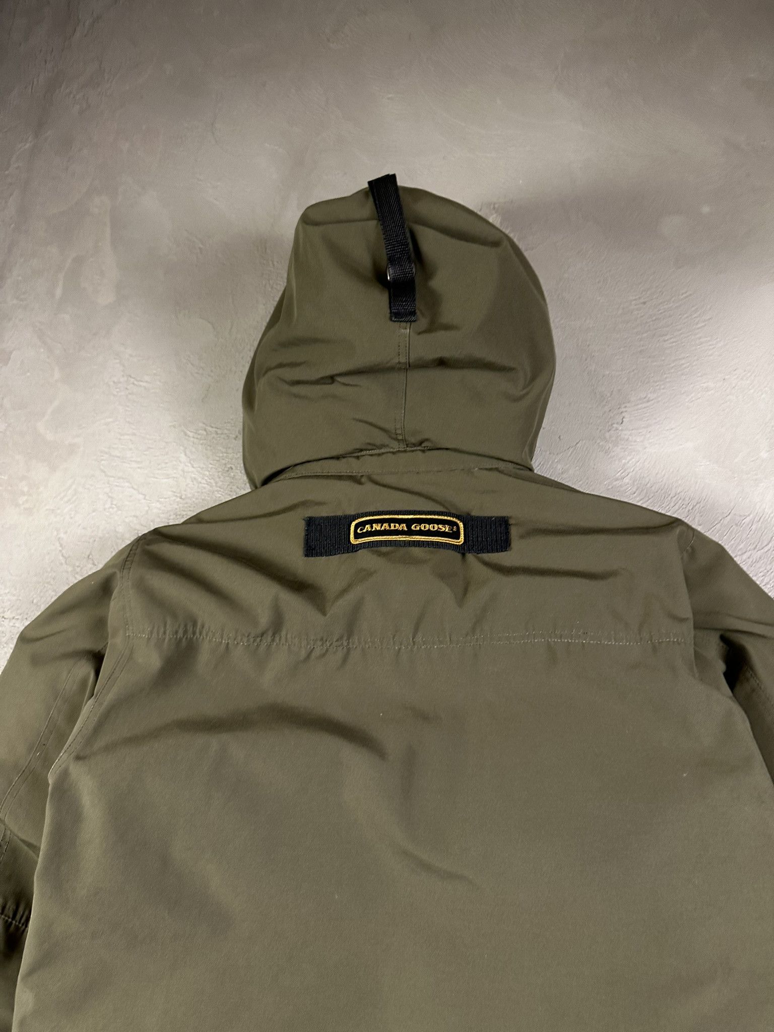 Canada Goose Canada Goose Baniff Fur Hood Military Down Winter Parka Size US XL / EU 56 / 4 - 12 Thumbnail