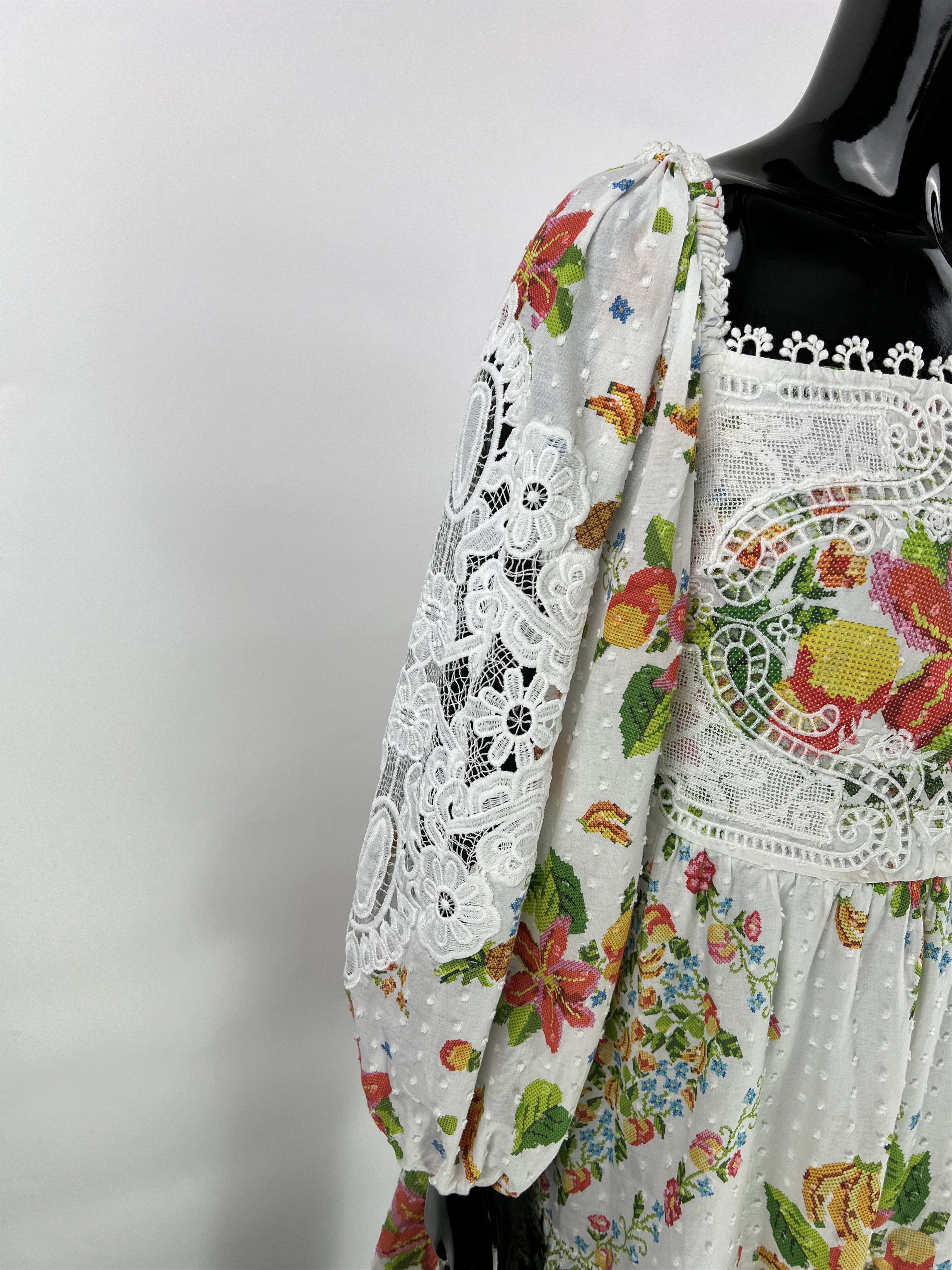 Farm Rio Farm Rio Lace Short Dress Size XS Size XS / US 0-2 / IT 36-38 - 4 Thumbnail