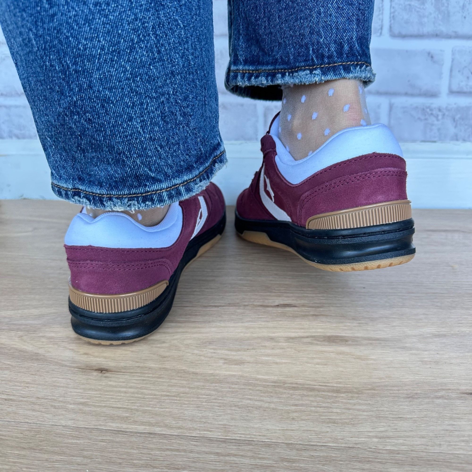 Converse Converse CL98 Suede Low Black Deep Bordeaux Gum Sz 7 Mens sh Size US 7 / EU 40 - 12 Thumbnail