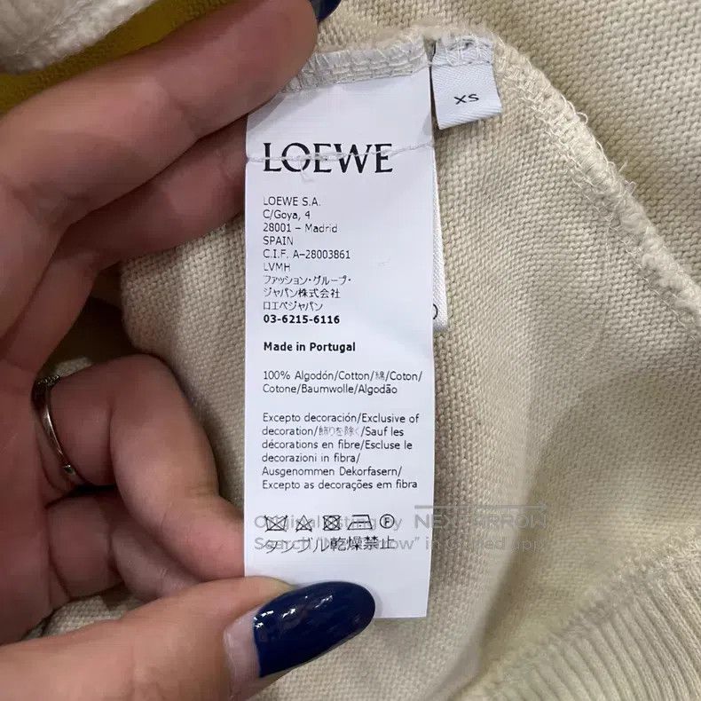 Loewe Loewe White Sweater with Large Logo Size XS / US 0-2 / IT 36-38 - 4 Thumbnail