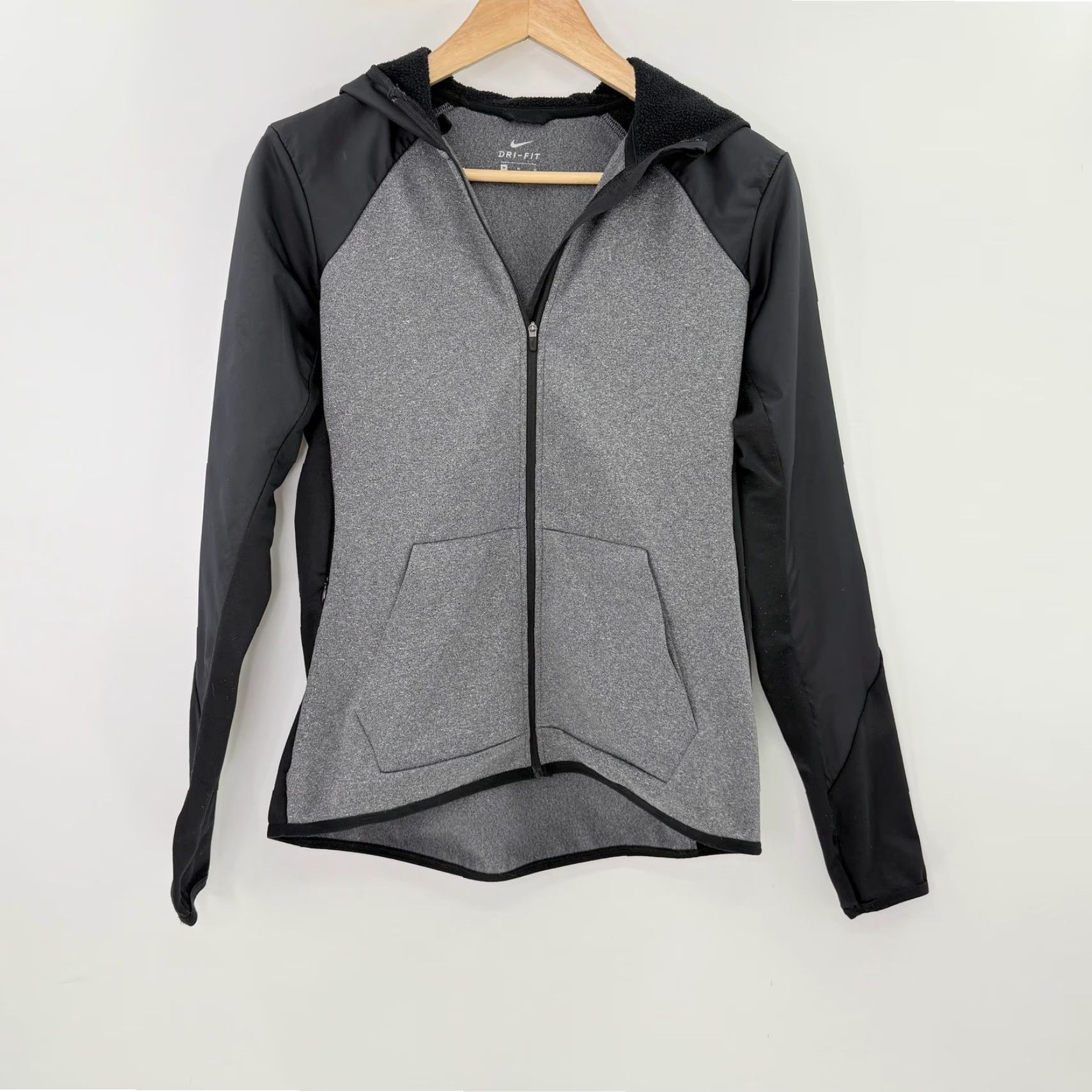 Nike Nike Dri-FIT Hoodie Full Zip Jacket Women's Gray Black Thumb Hole Athletic Jacket Women M Gray Track Size M / US 6-8 / IT 42-44 - 2 Thumbnail
