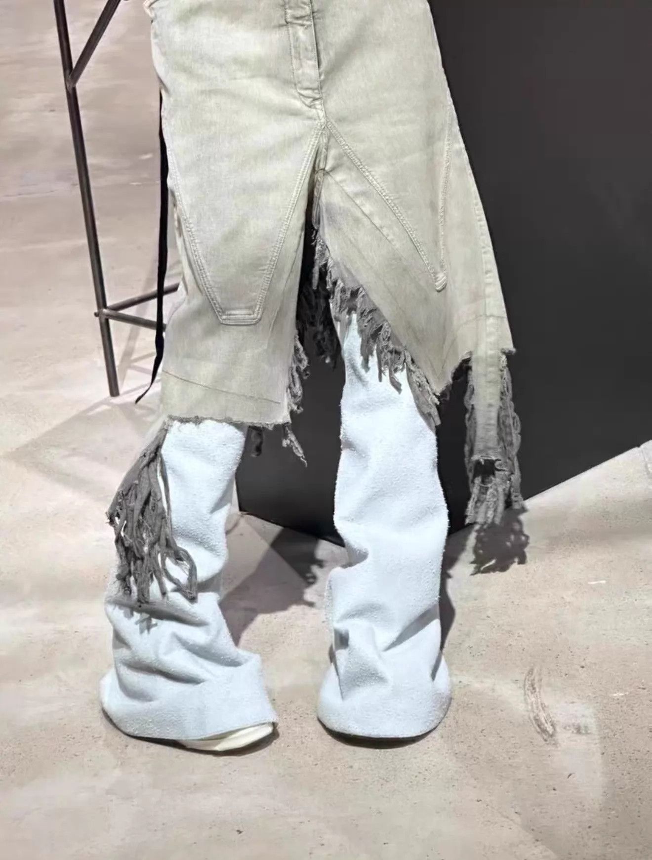 Rick Owens Rick Owens LGray Distressed Denim Skirt Pants 29 Size 29" - 6 Thumbnail
