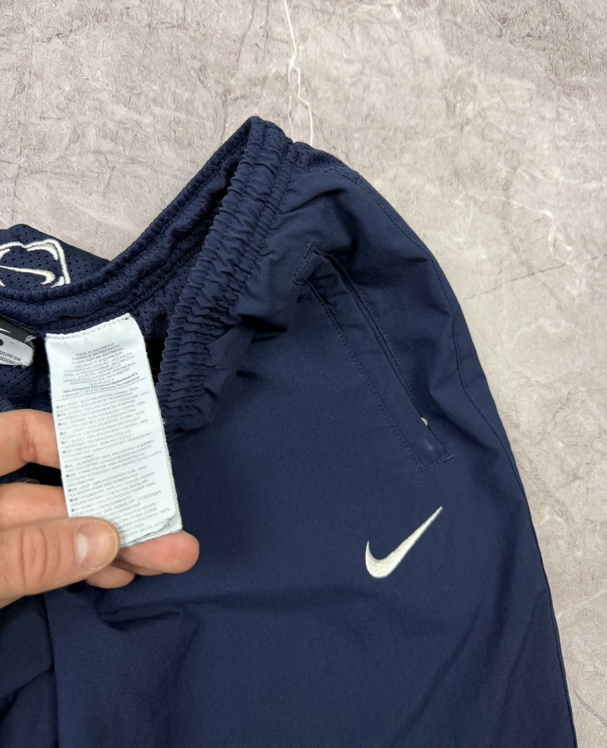 Nike Nike Vintage Track nylon Pants Y2K 90s Size US 31 - 7 Thumbnail