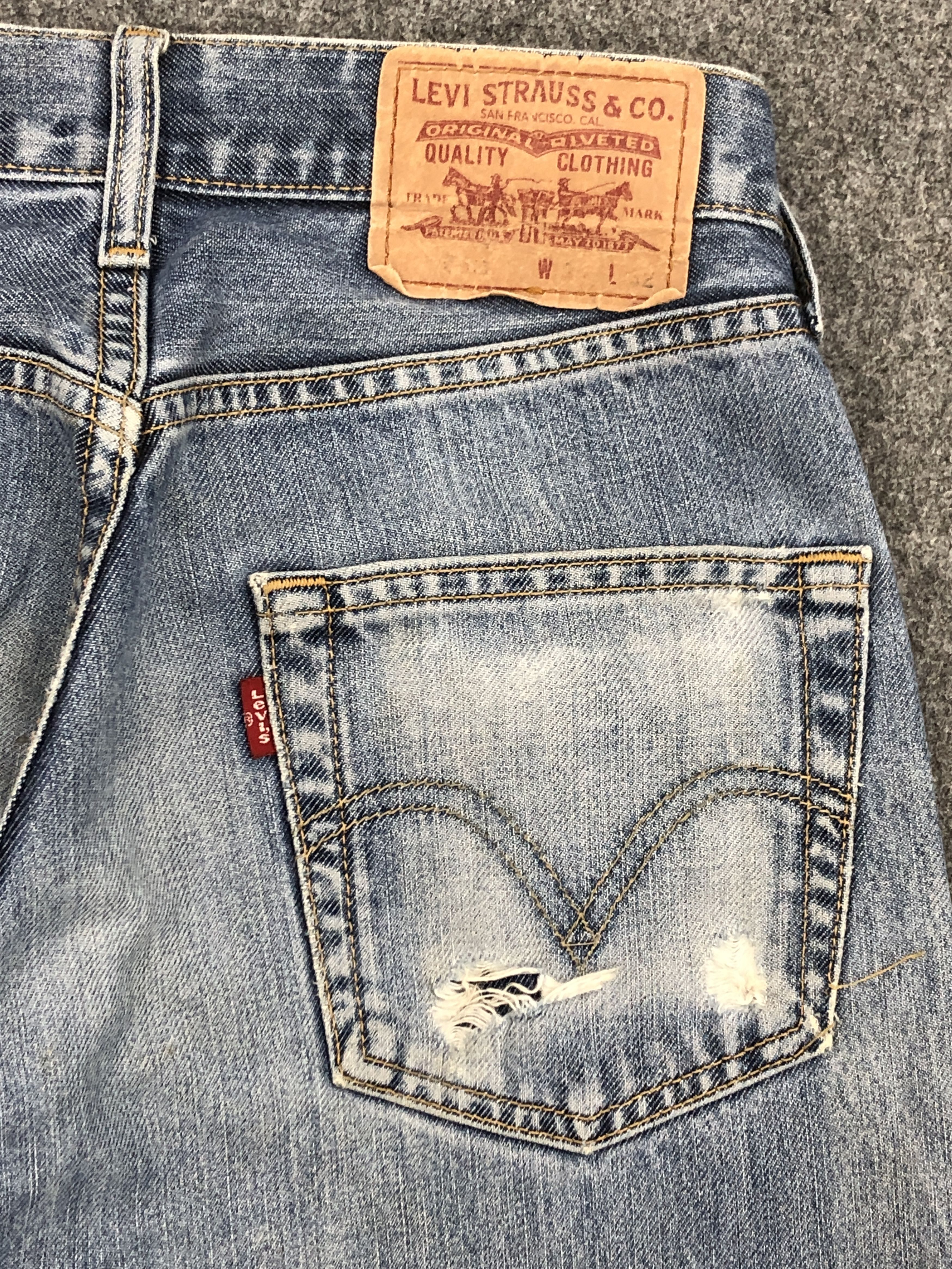 Levi's Vintage Levis 505 Faded Blue Jeans DP2296 Size US 27 - 14 Thumbnail