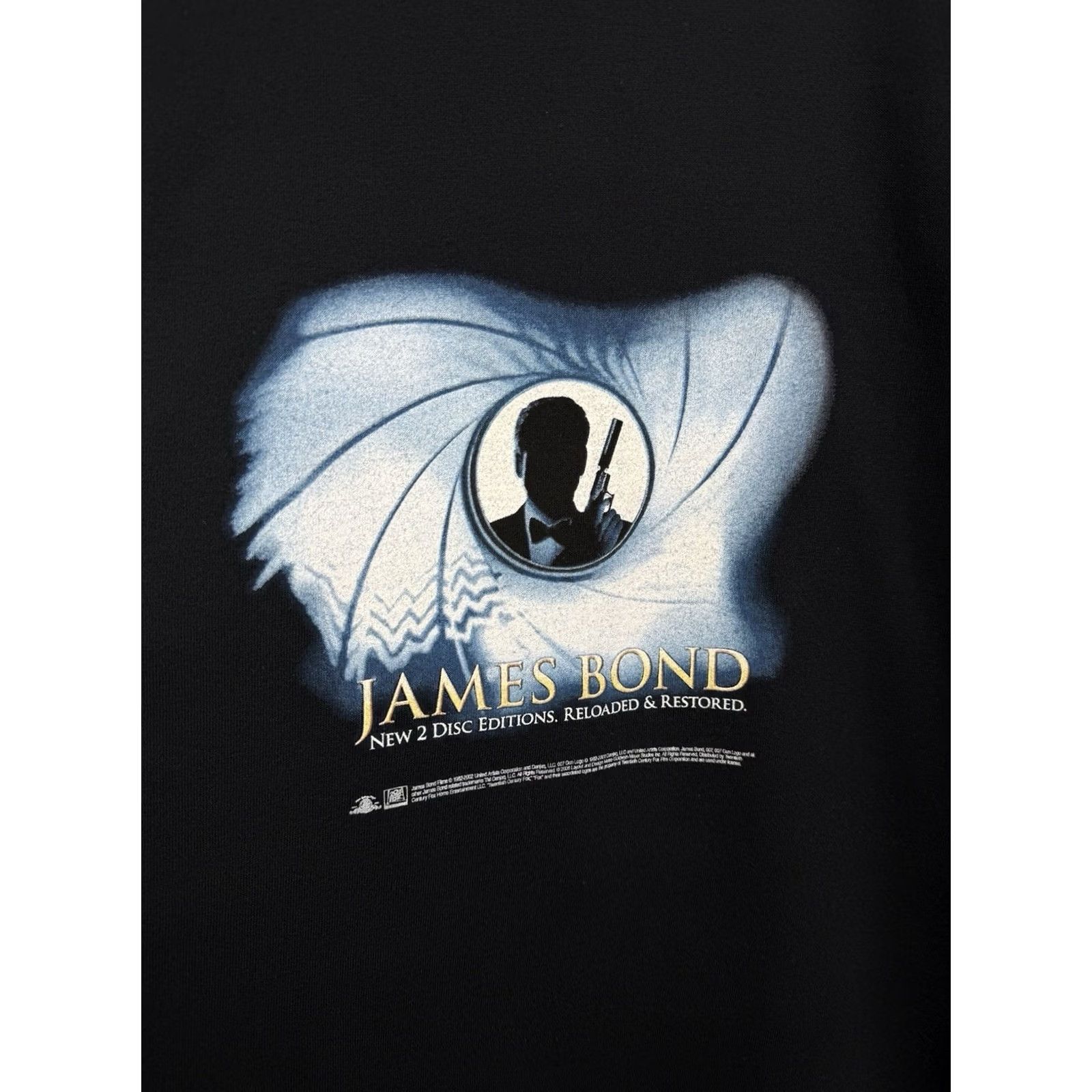 Gildan VINTAGE James Bond 007 Promo Movie T-Shirt Men L Black Movie Size US L / EU 52-54 / 3 - 4 Thumbnail