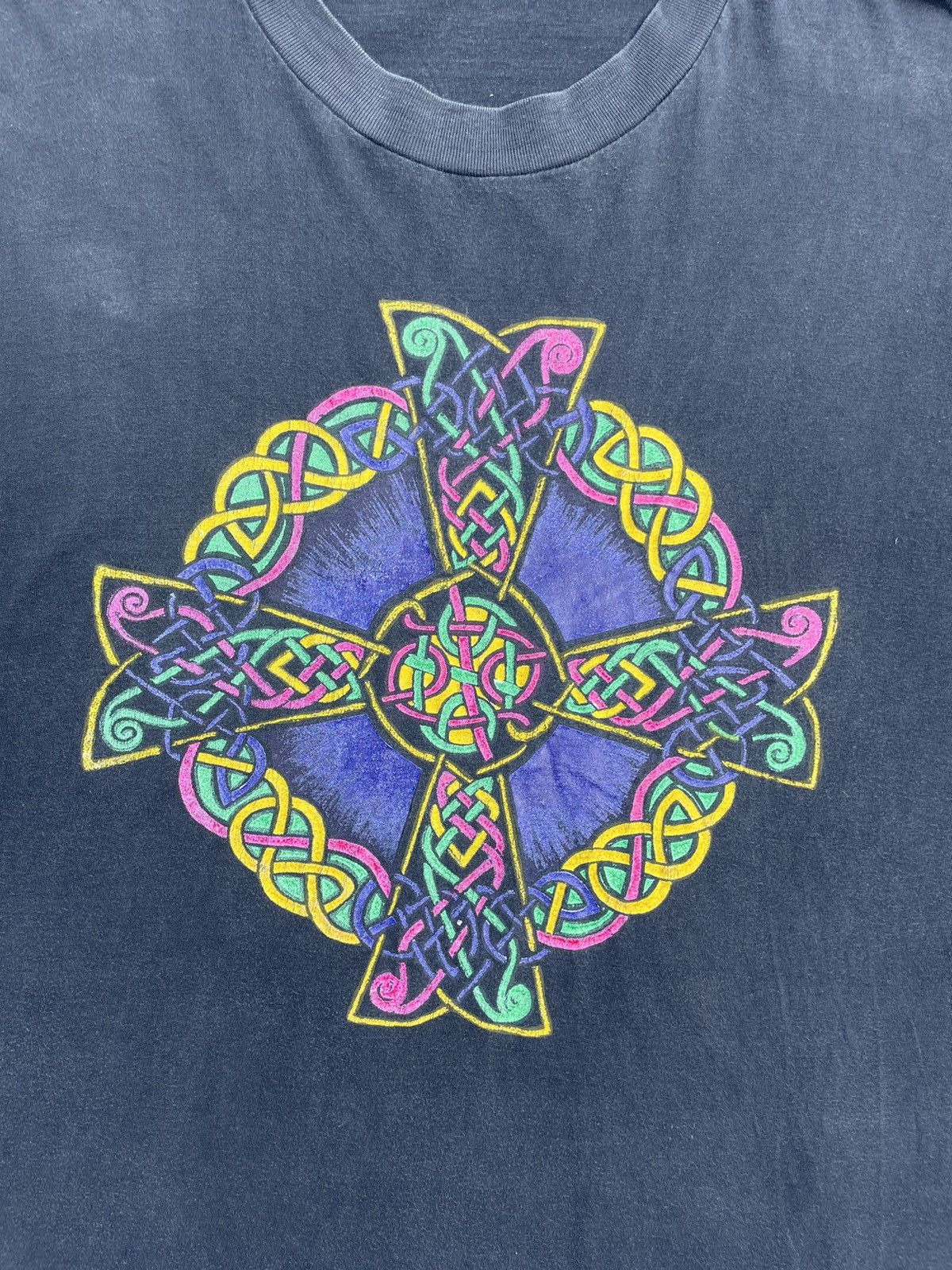Vintage Vintage Celtic Cross T-shirt Size US M / EU 48-50 / 2 - 2 Thumbnail