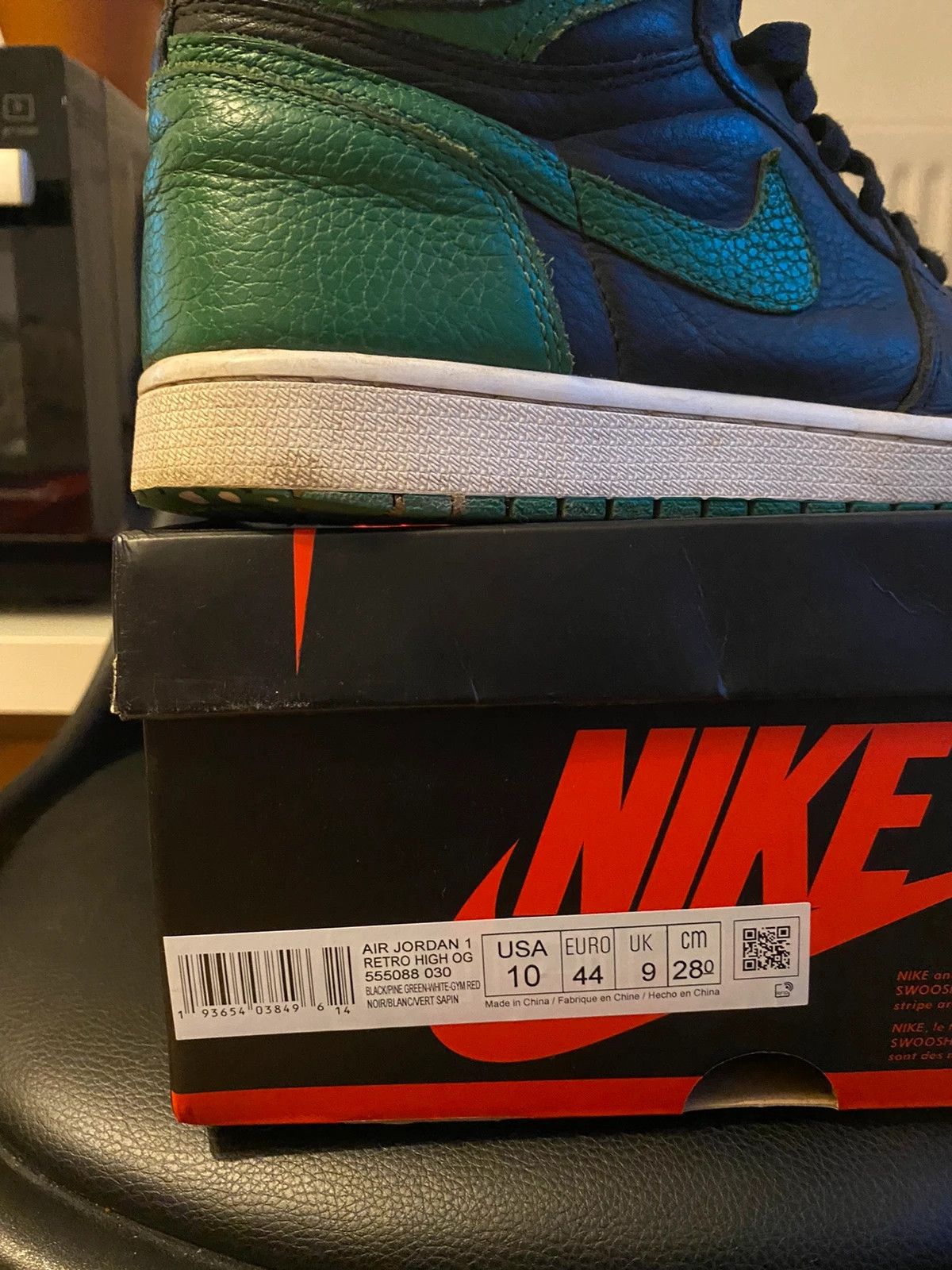 Jordan Brand Nike Air Jordan 1 Rétro High OG Size US 11 / EU 44 - 3 Thumbnail