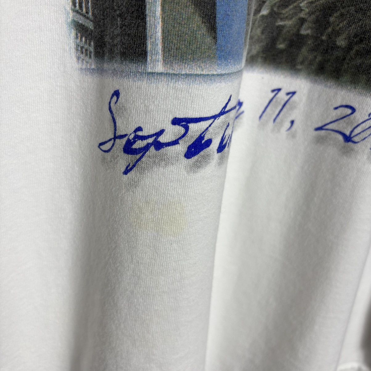 Vintage Vintage Y2K Twins Tower R.I.P. USA Falcon Long Sleeve Tee Size US L / EU 52-54 / 3 - 10 Thumbnail