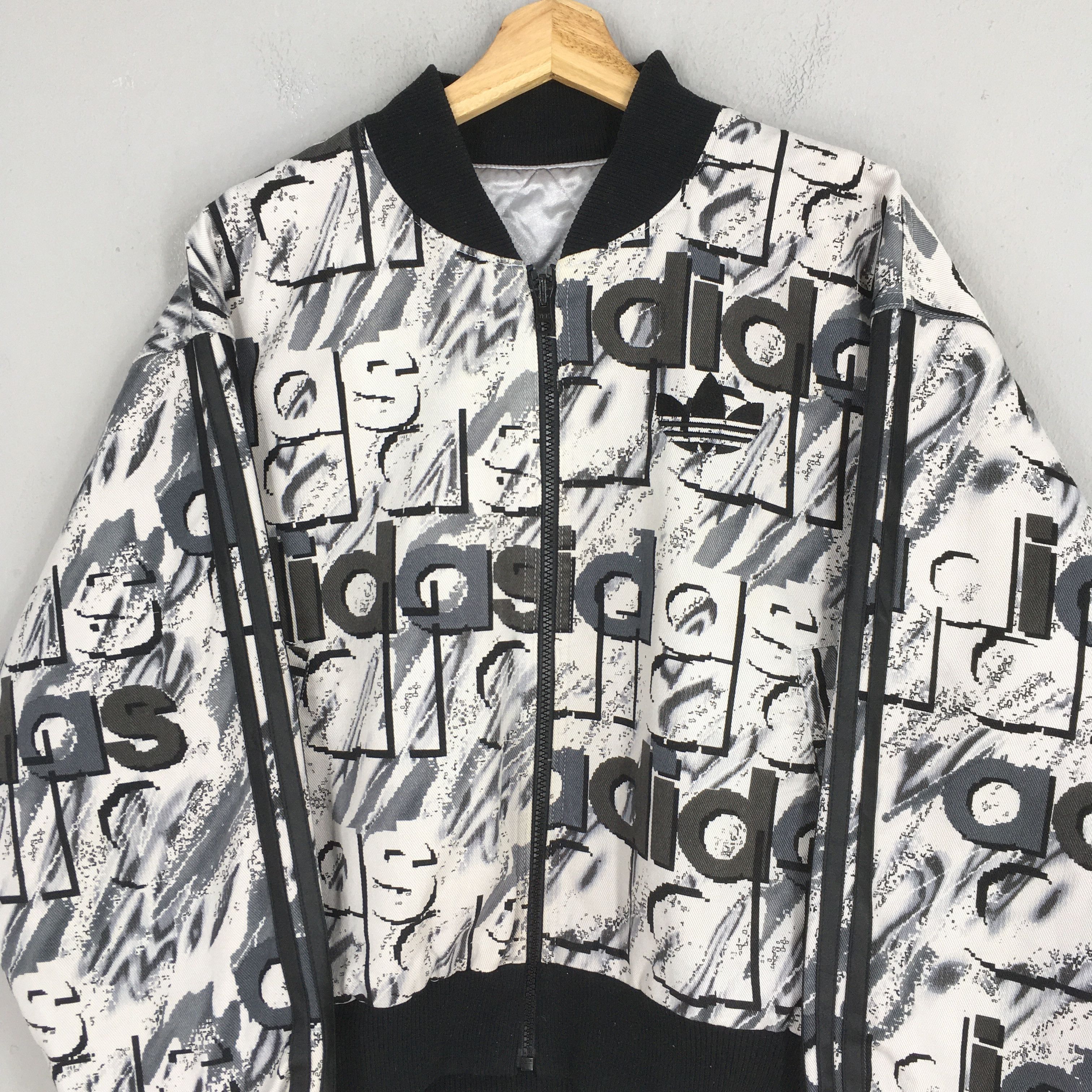 Adidas Vintage 1990s Adidas Trefoil Overprinted Quilted Jacket M Size US M / EU 48-50 / 2 - 2 Thumbnail