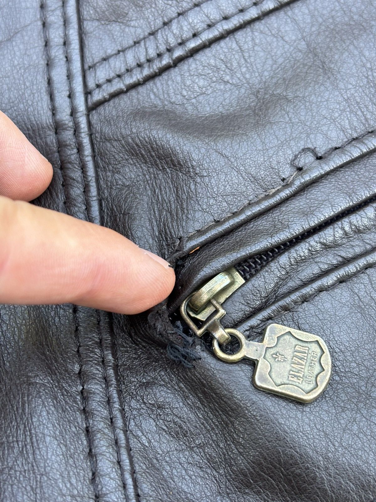 Japanese Brand × Leather × Vintage Vintage Zipper Up Leather Jacket vintage 90’ Size US L / EU 52-54 / 3 - 9 Thumbnail