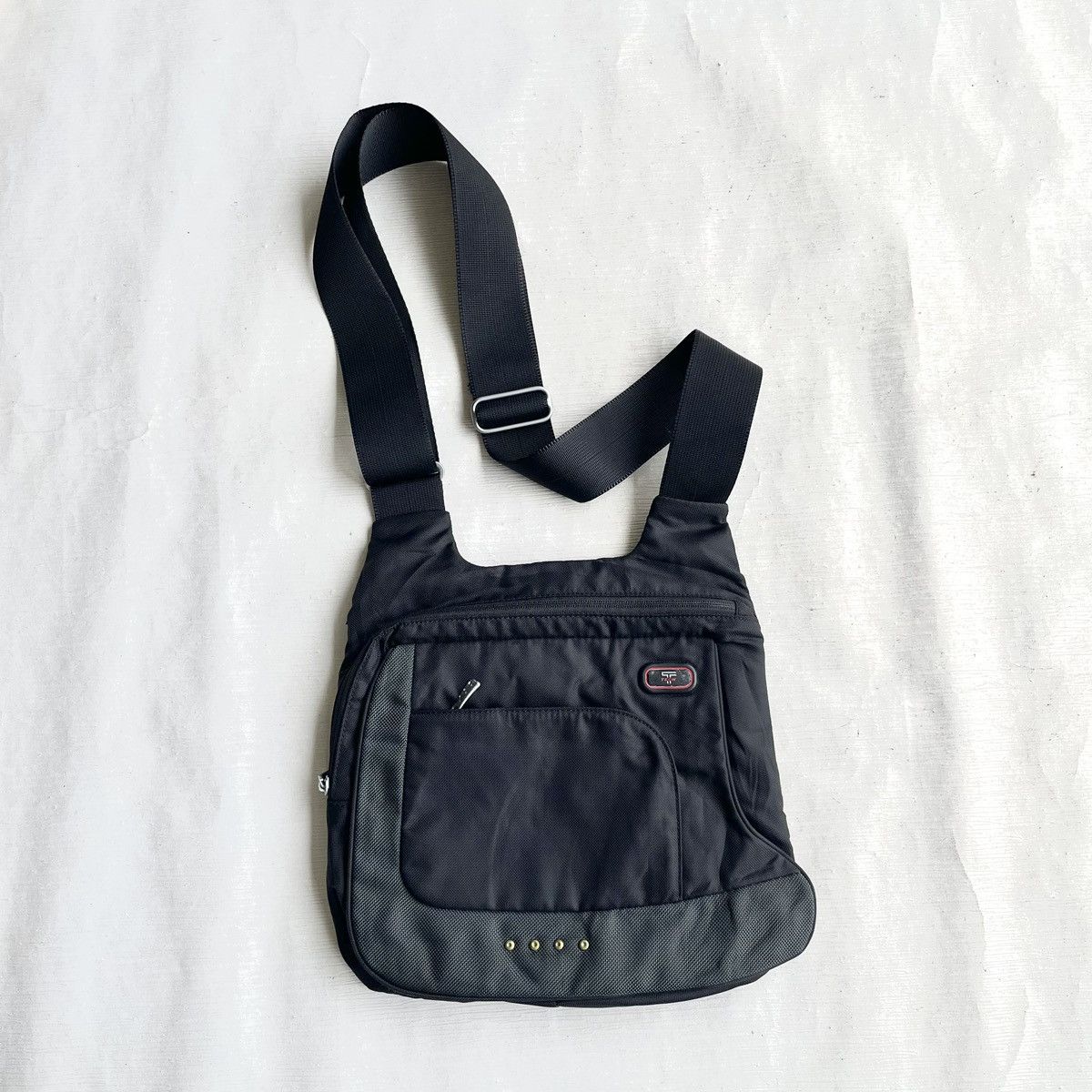 Tumi Tumi T-Tech Flap Sling Bag Size ONE SIZE - 7 Thumbnail