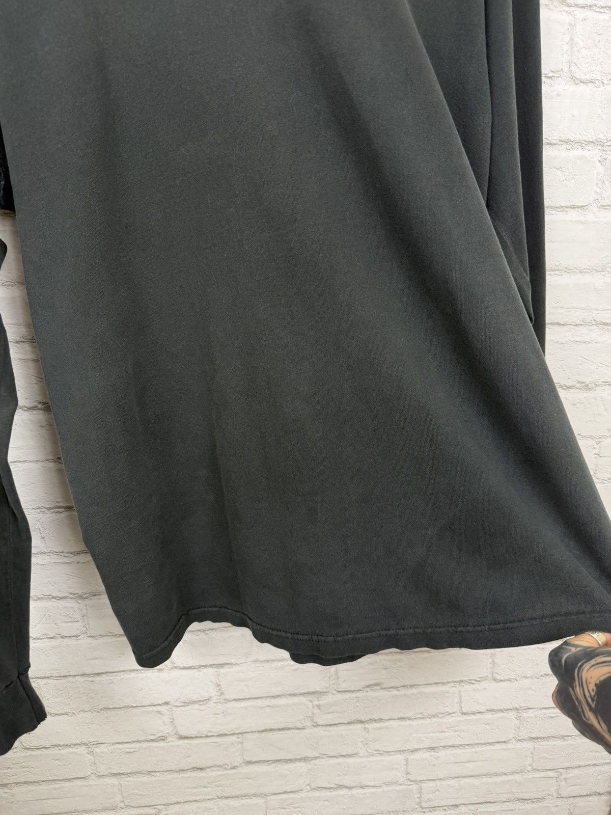 Harley Davidson (M) THRASHED OUT Flames Harley Davidson Long Sleeve T Shirt Size US M / EU 48-50 / 2 - 11 Thumbnail