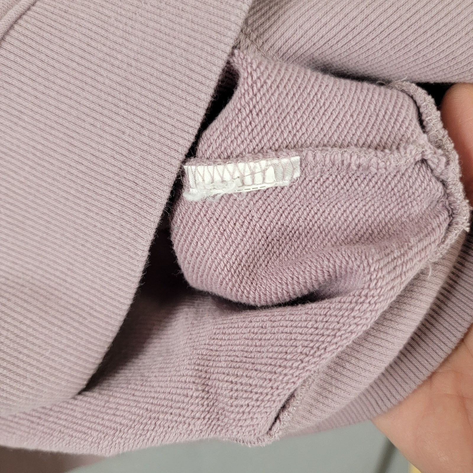 Fila Fila Lilac Long Sleeve Pullover Sweatshirt Womens Sz S (225) Size S / US 4 / IT 40 - 5 Thumbnail