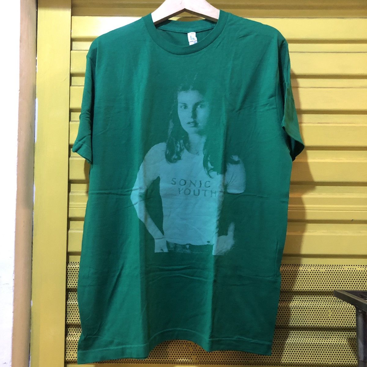 Band Tees Sonic Youth Funky Donkey band tee Size US L / EU 52-54 / 3 - 1 Thumbnail