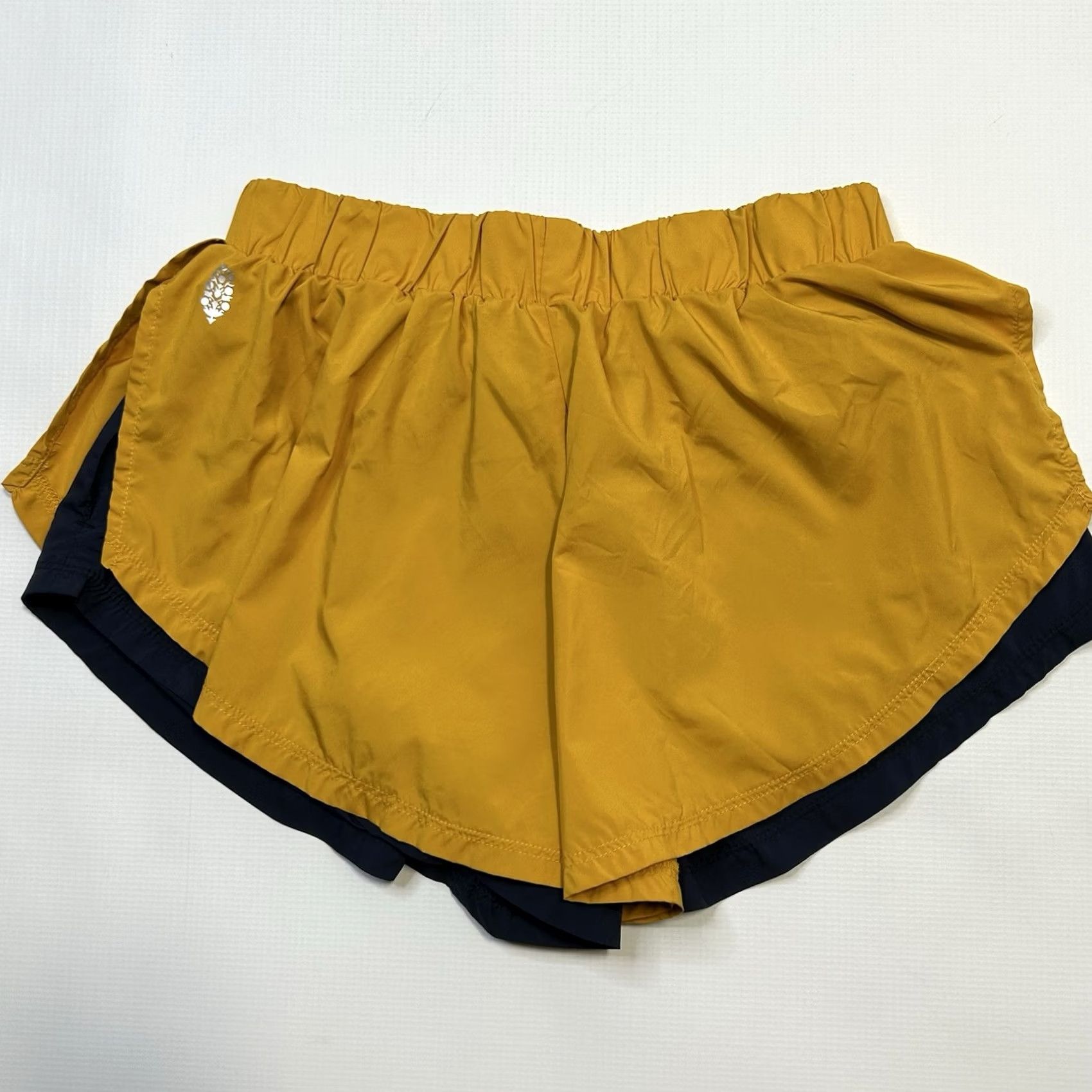 Free People VINTAGE? Free People Movement Hardio Cardio Shorts Yellow Blue Womens Size Small Activewear Shirts? Size 28" / US 6 / IT 42 - 5 Thumbnail