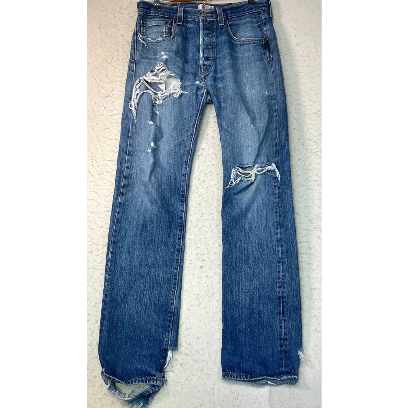 Levi's Levi's 501 Button Jeans Men Distresed Blue Cotton Classic Denim 31x34 See Pics Size US 31 - 2 Thumbnail