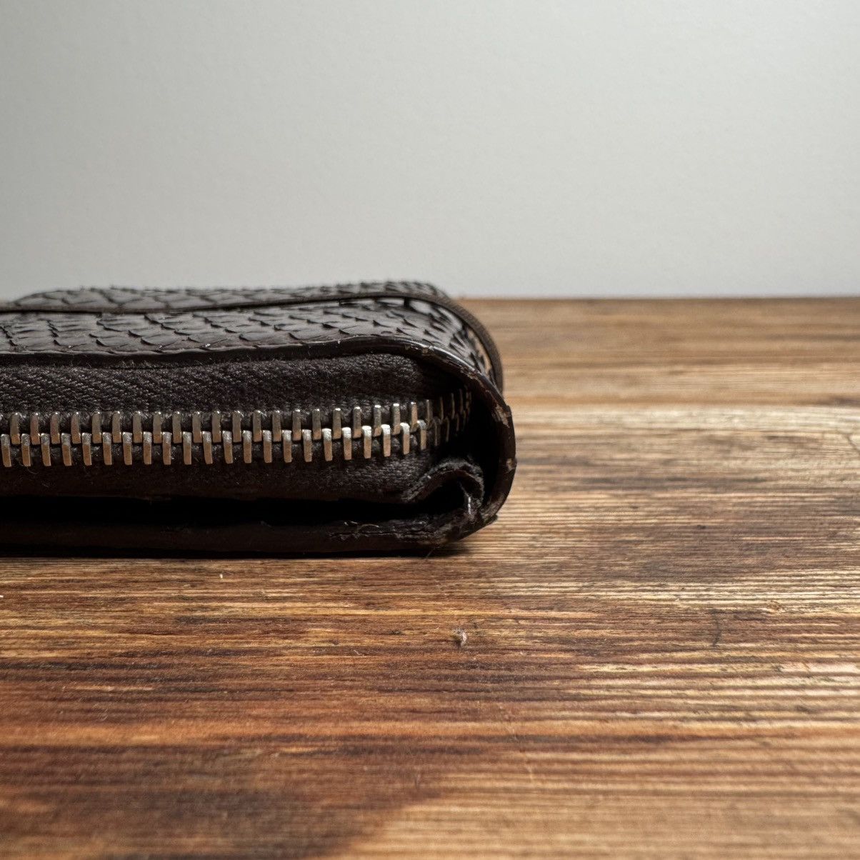 Helmut Lang Helmut Lang 2000’s Snake Skin Leather Zip-Up Wallet Size ONE SIZE - 10 Thumbnail