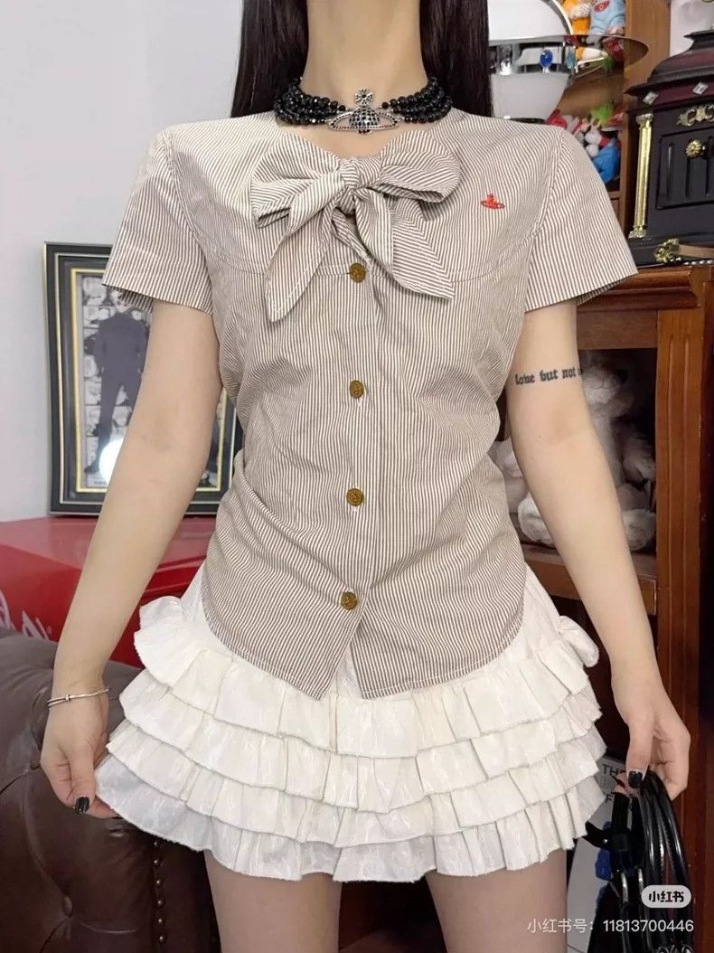 Vivienne Westwood Vivienne Westwood Butterfly shirt short sleeves Size M / US 6-8 / IT 42-44 - 1 Thumbnail