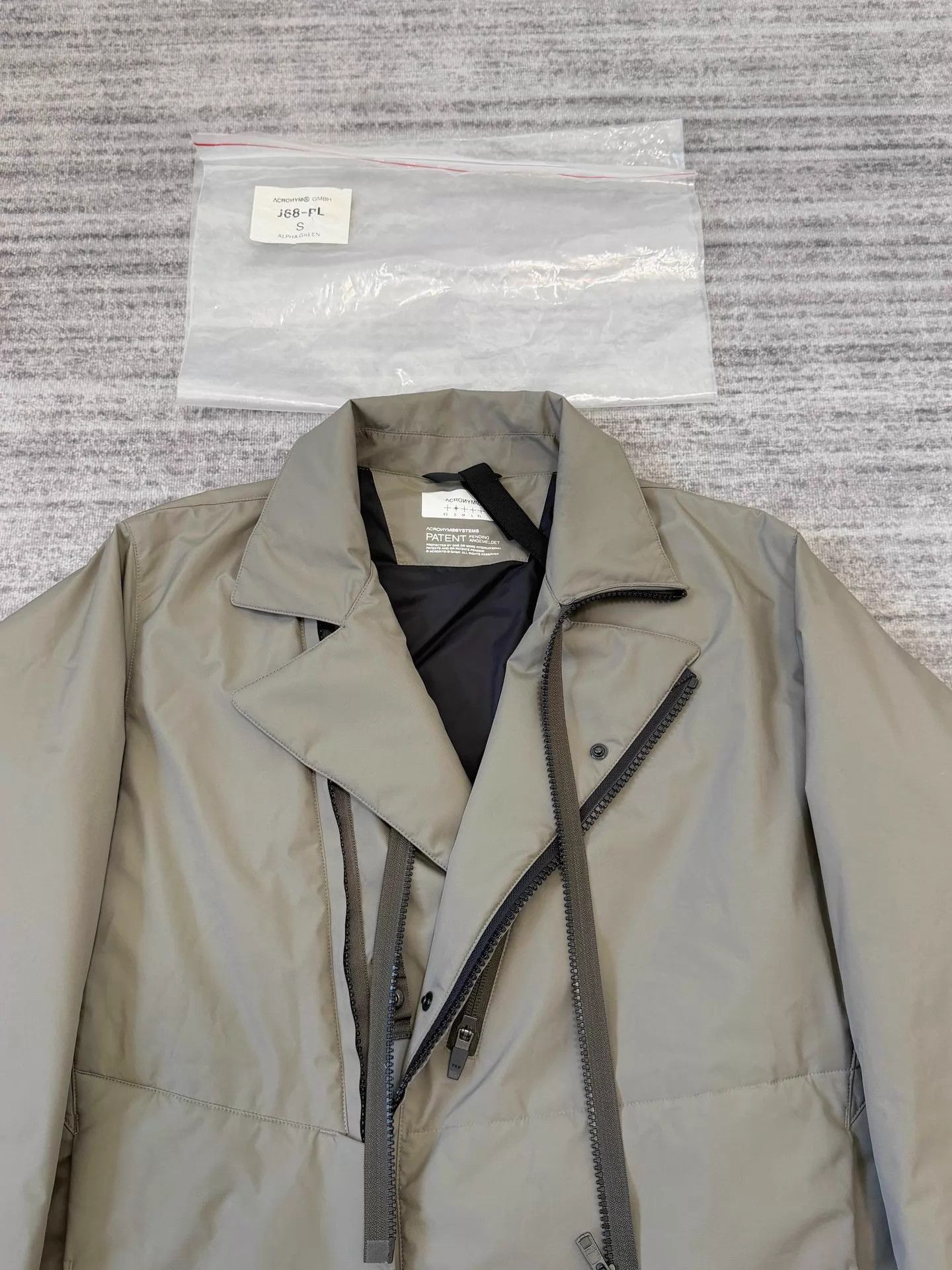 Acronym ACR J68PL Biker Collar Puffer Alpha Green S Size US S / EU 44-46 / 1 - 5 Thumbnail