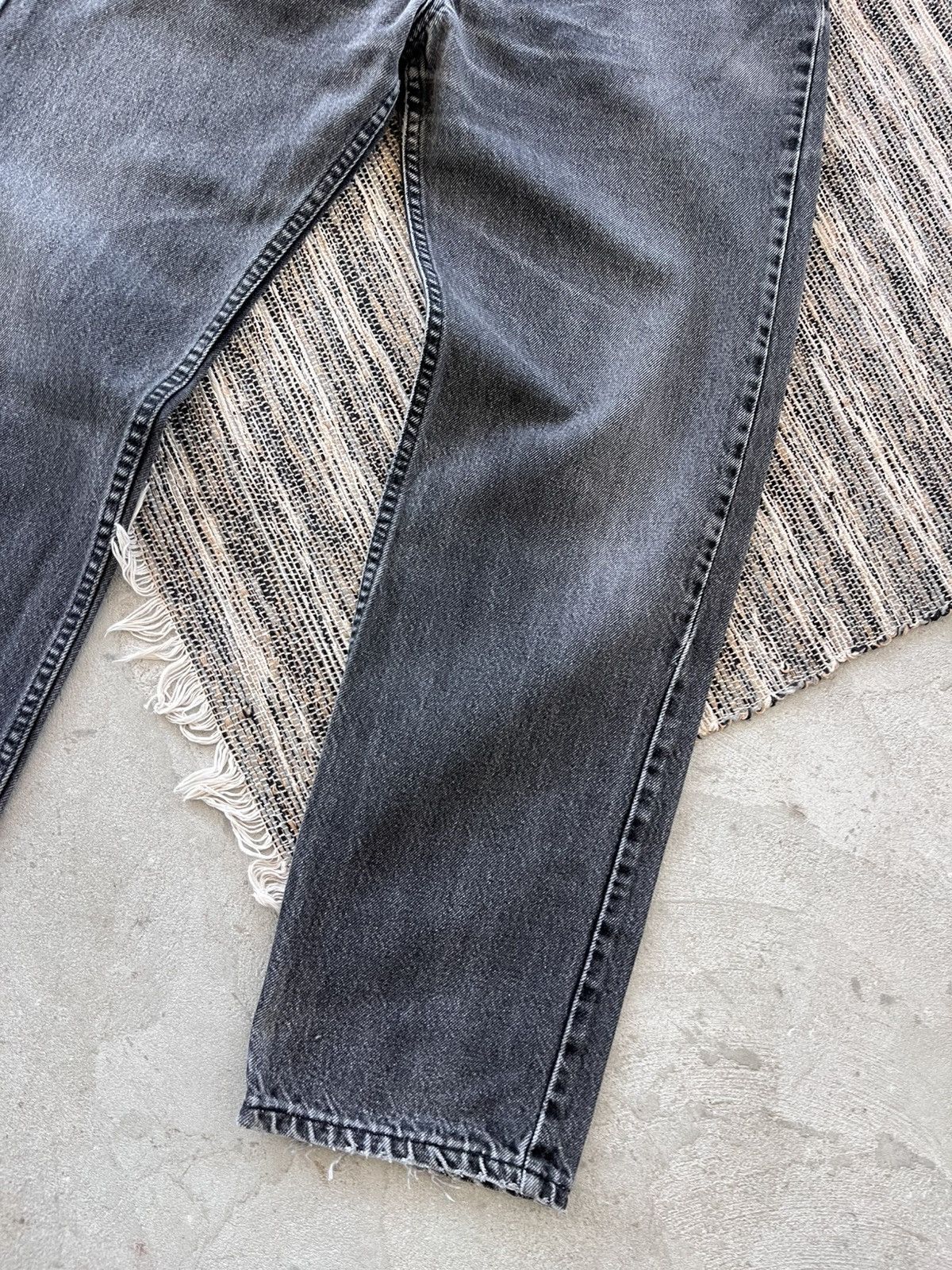 Levi's Vintage Levis 505 Denim Jeans 38x30 Grey Straight Fit Size US 38 / EU 54 - 4 Thumbnail