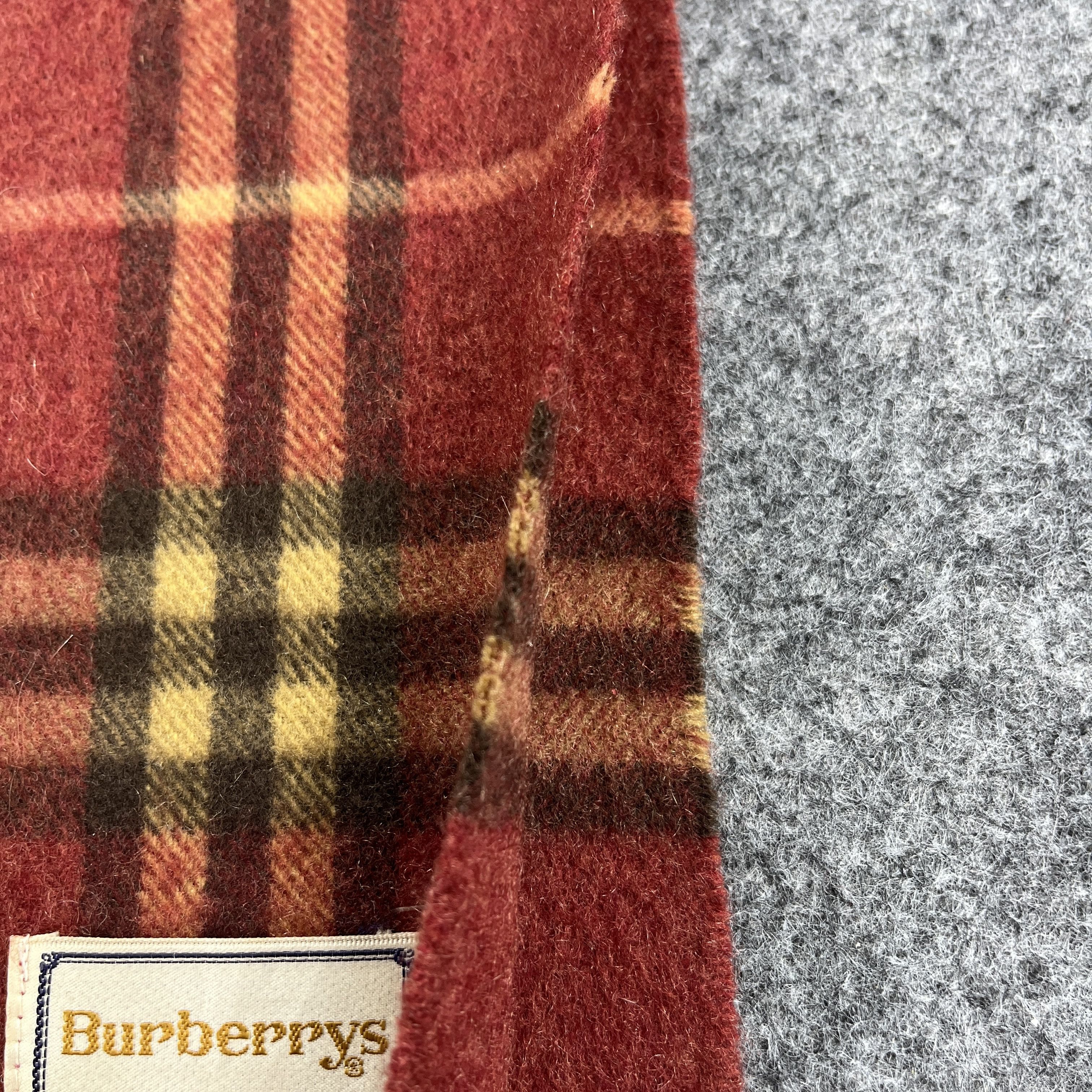 Burberry Burberry Scarf / Muffler / Neckwear T1519 Size ONE SIZE - 9 Thumbnail