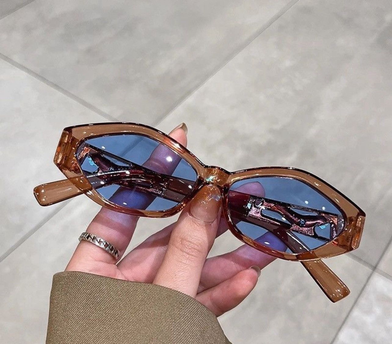 Jewelry Blue Lense Oval Frame Sunglasses Size ONE SIZE - 1 Thumbnail