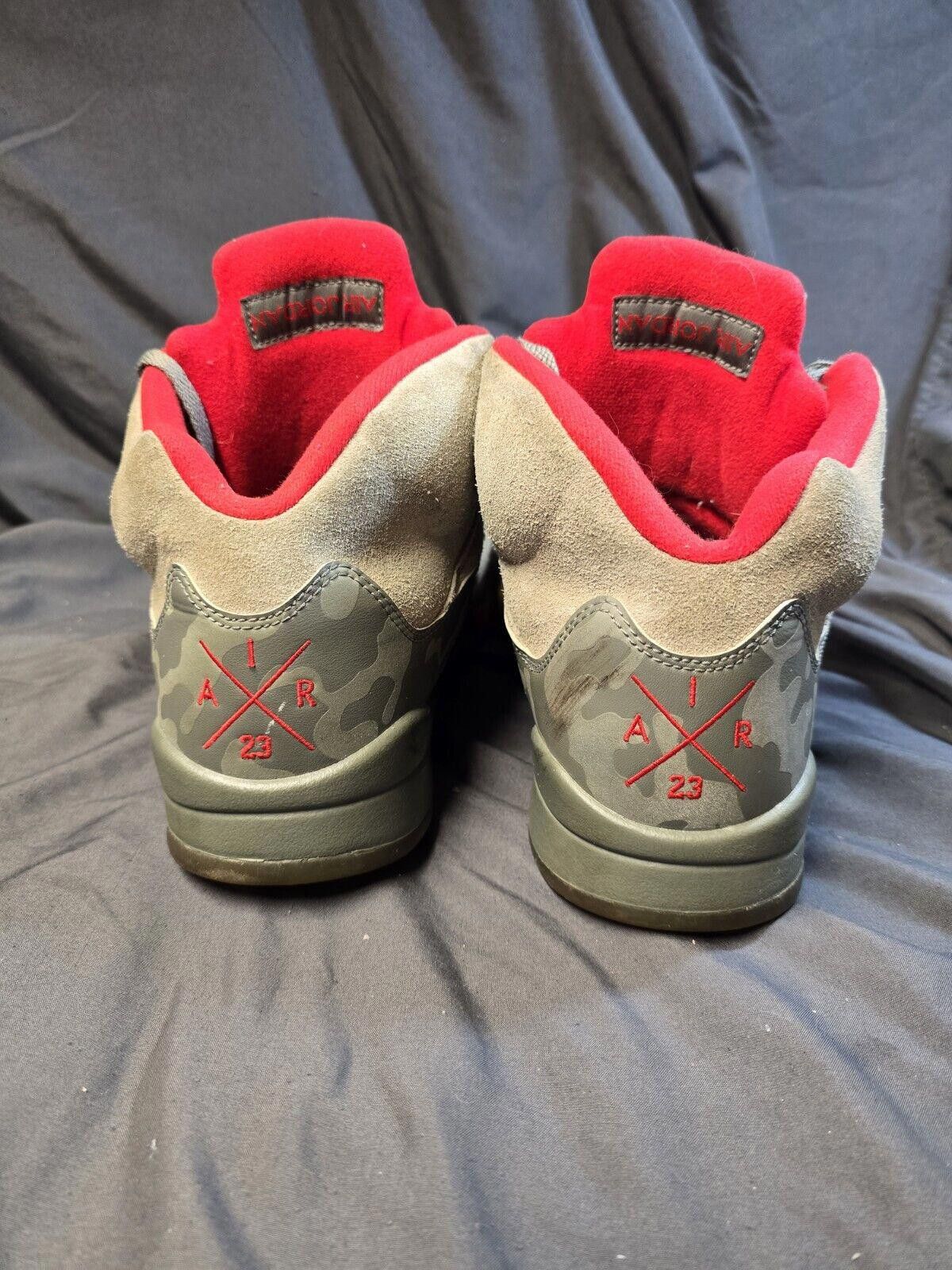 Jordan Brand Nike Jordan 5 V Retro Camo Sz 10.5 Grey Fire Red Metallic Size US 10.5 / EU 43-44 - 4 Thumbnail