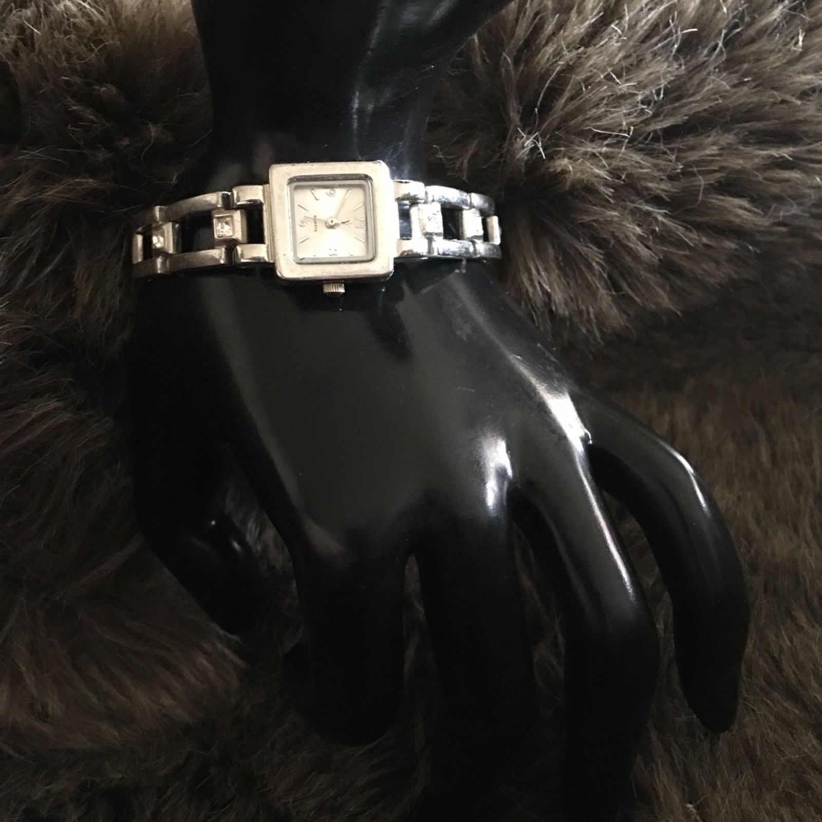 Other Ladies silver tone square rhinestone watch Size ONE SIZE - 3 Thumbnail
