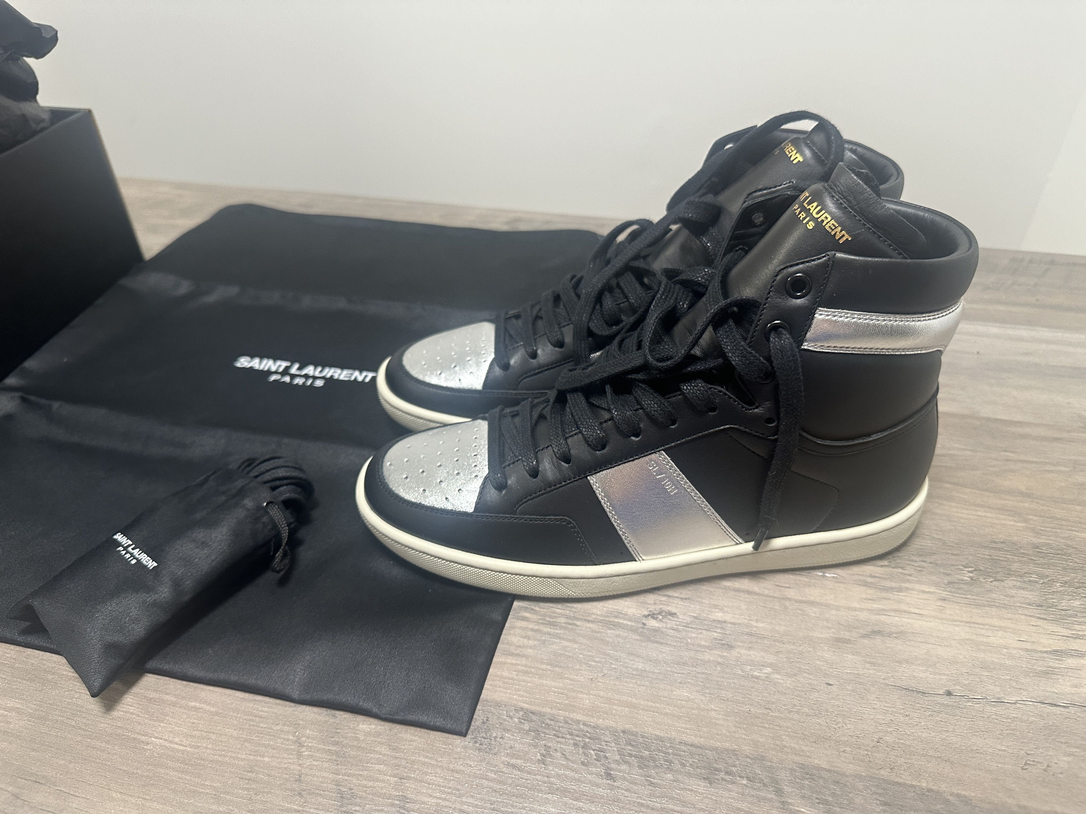 image of Saint Laurent Paris Sl10H High-Top Sneaker in Black/Silver, Men's (Size 8)