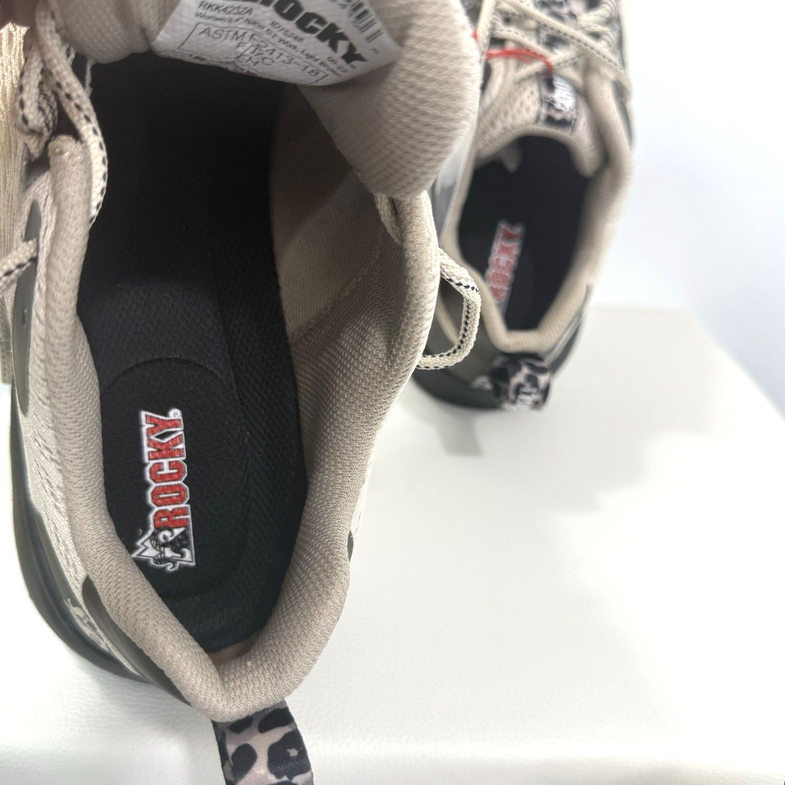 Rocky Rocky V-Lite Women's Composite Work Shoe Size 8M Light Brown Size US 8 / IT 38 - 10 Thumbnail