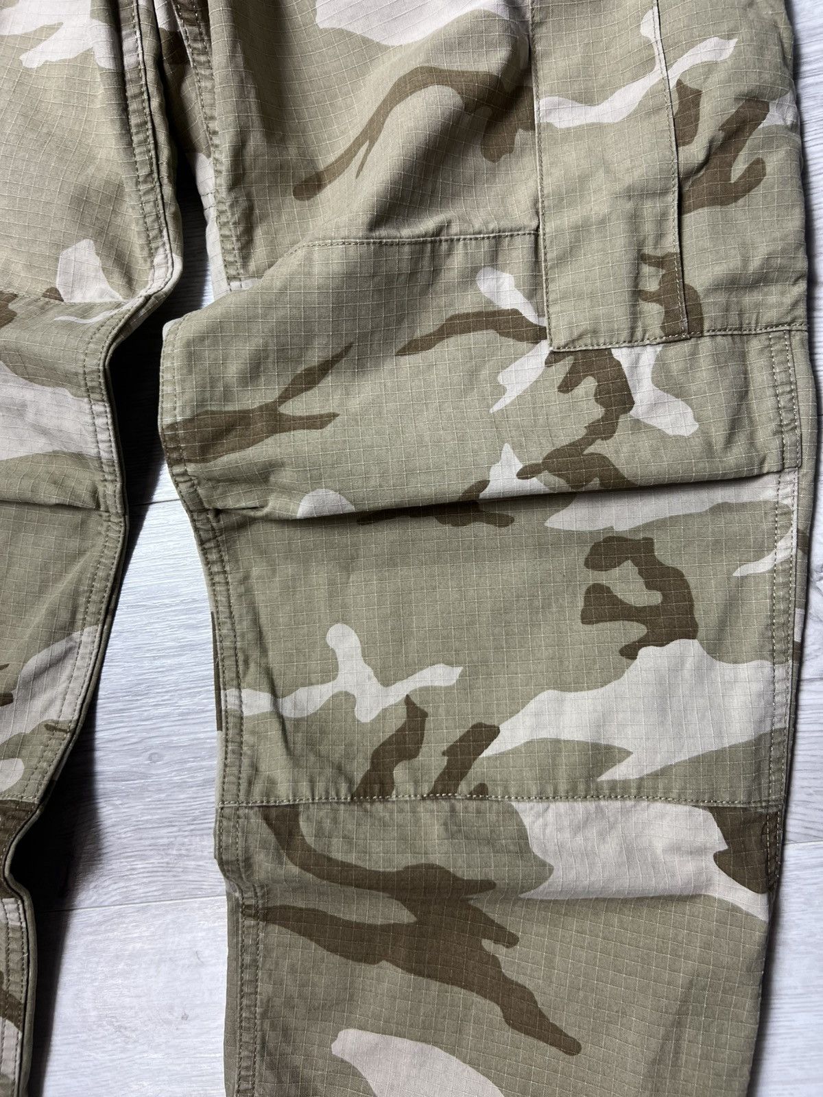 Carhartt Carhartt WIP Cargo Military Pants Size US 30 / EU 46 - 12 Thumbnail