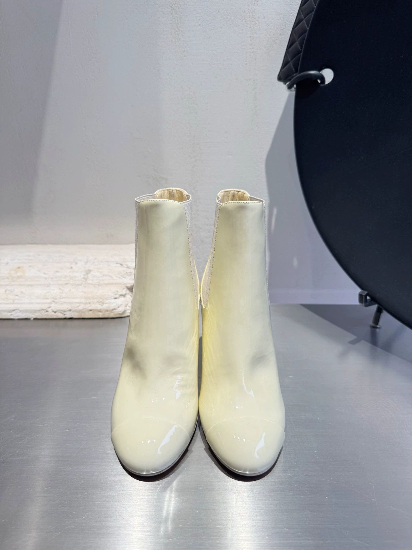 Chanel Chanel ivory heeled ankle boots 36 minor stains Size US 5.5 / IT 35.5 - 1 Thumbnail