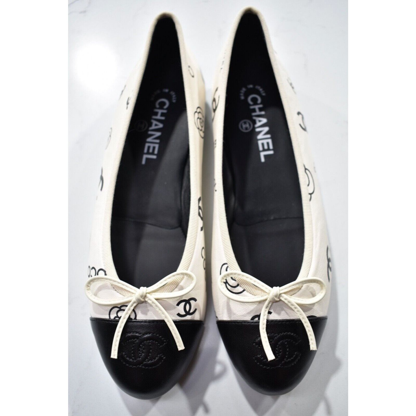 Chanel 23P CC Coco Logo Cap Toe Bow Tie Ballet Ballerina Flat 38.5 Size US 8.5 / IT 38.5 - 6 Thumbnail