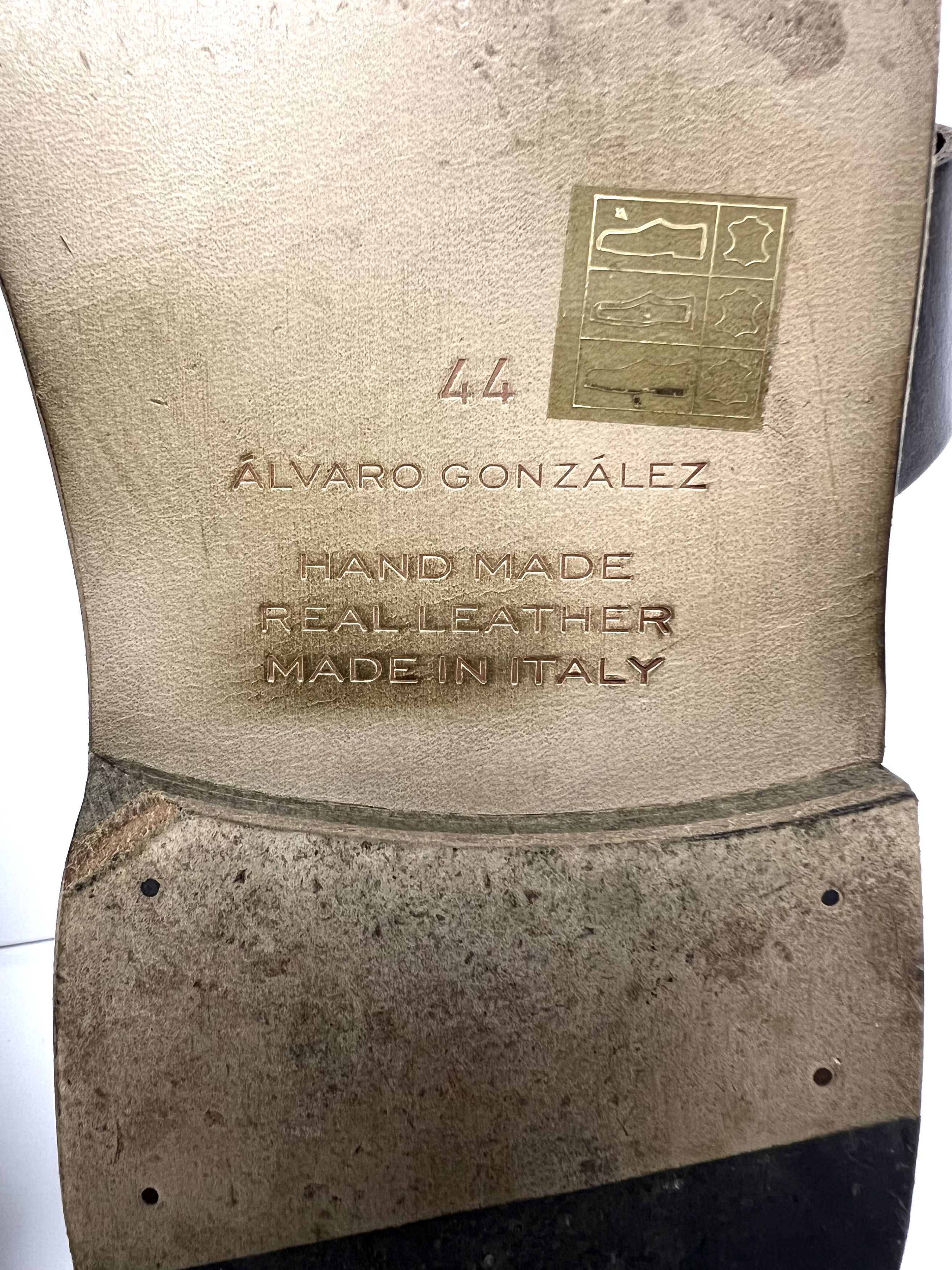 Other ALVARO GONZALEZ, MILITARY GREEN LEATHER HAND MADE, SLIDE Size US 11 / EU 44 - 19 Thumbnail