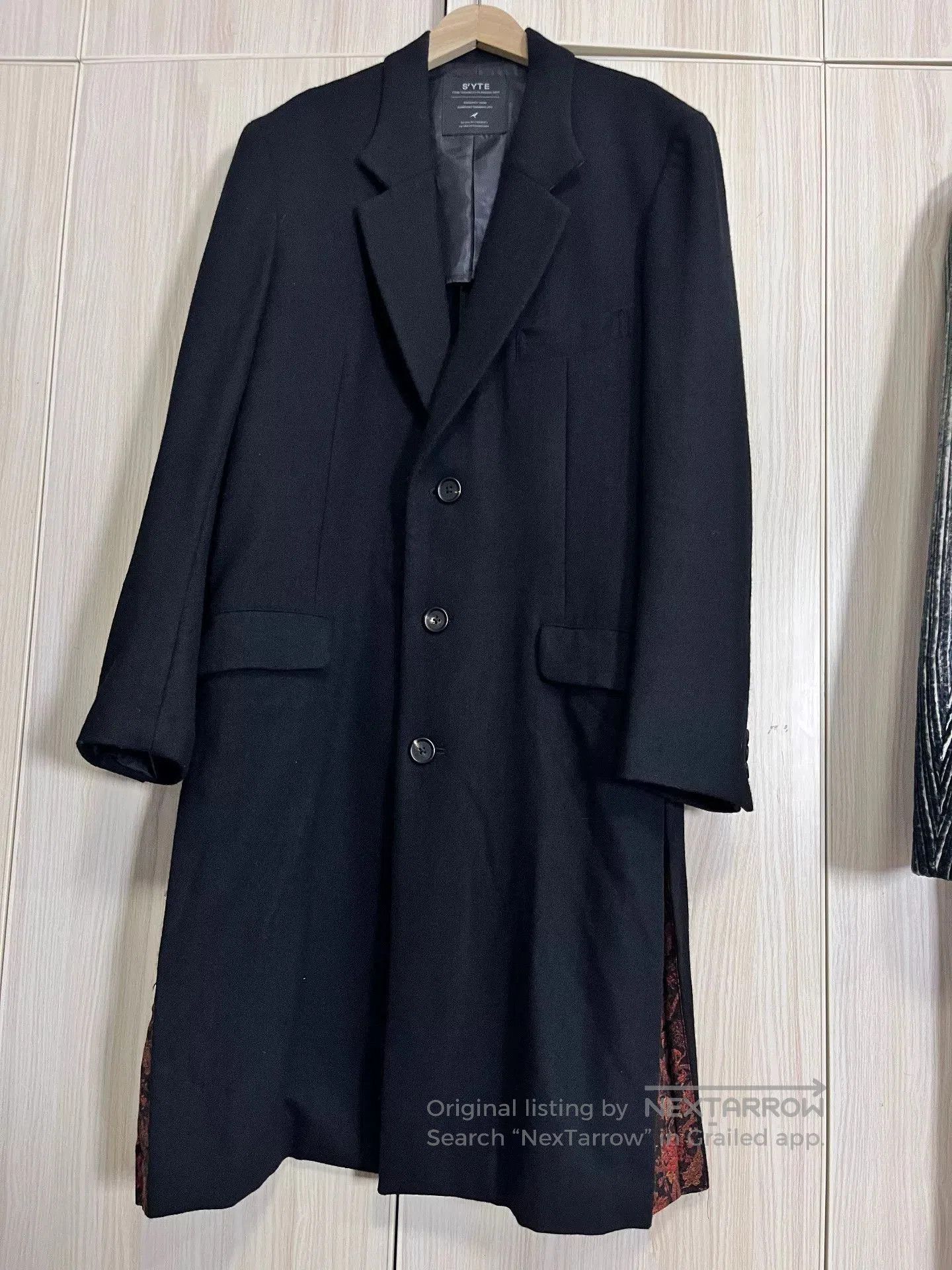 Yohji Yamamoto Yohji Yamamoto Pleated Thorn Rose Coat. Size US L / EU 52-54 / 3 - 1 Thumbnail