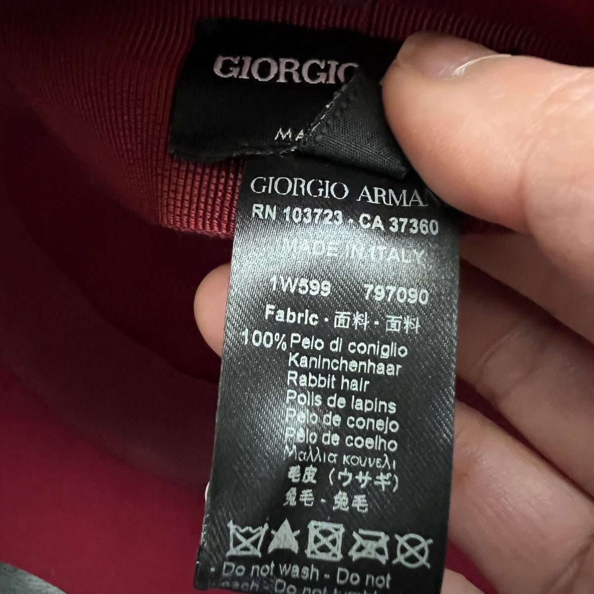 Giorgio Armani Giorgio Armani Cloche Hat Women 57 Red Rabbit Hair Italy Size ONE SIZE - 15 Thumbnail