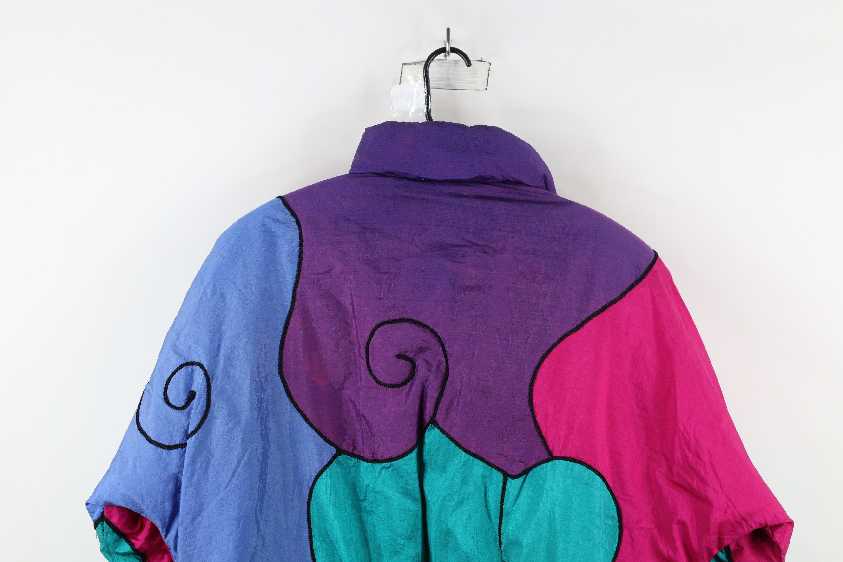 Vintage Vintage 90s Streetwear Abstract Rainbow Puffer Jacket Size L / US 10 / IT 46 - 13 Thumbnail
