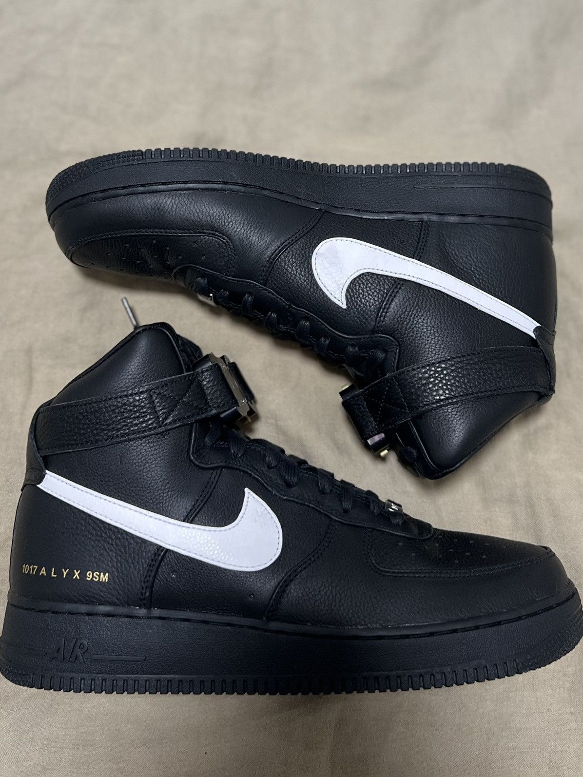 1017 ALYX 9SM 1017 ALYX 9SM x Air Force 1 High 'Black White' Size US 11.5 / EU 44-45 - 1 Thumbnail