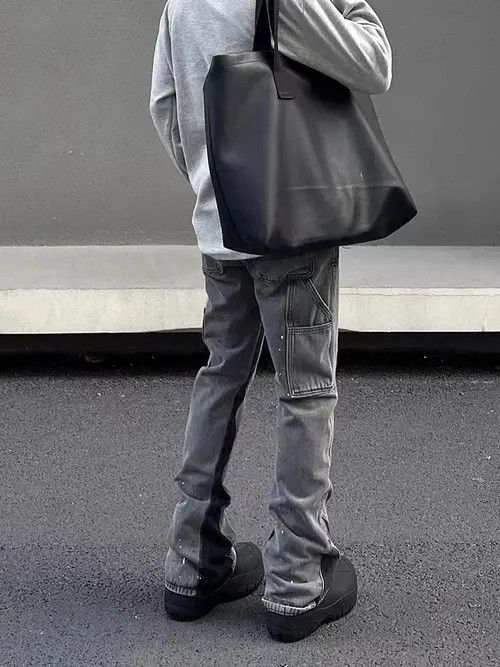 Retro splashed-in micro-flare washed distressed jeans