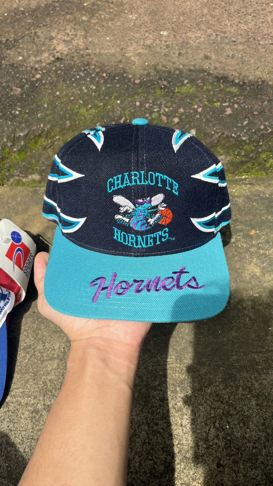 NBA CHARLOTTE HORNETS Size ONE SIZE - 1 Thumbnail