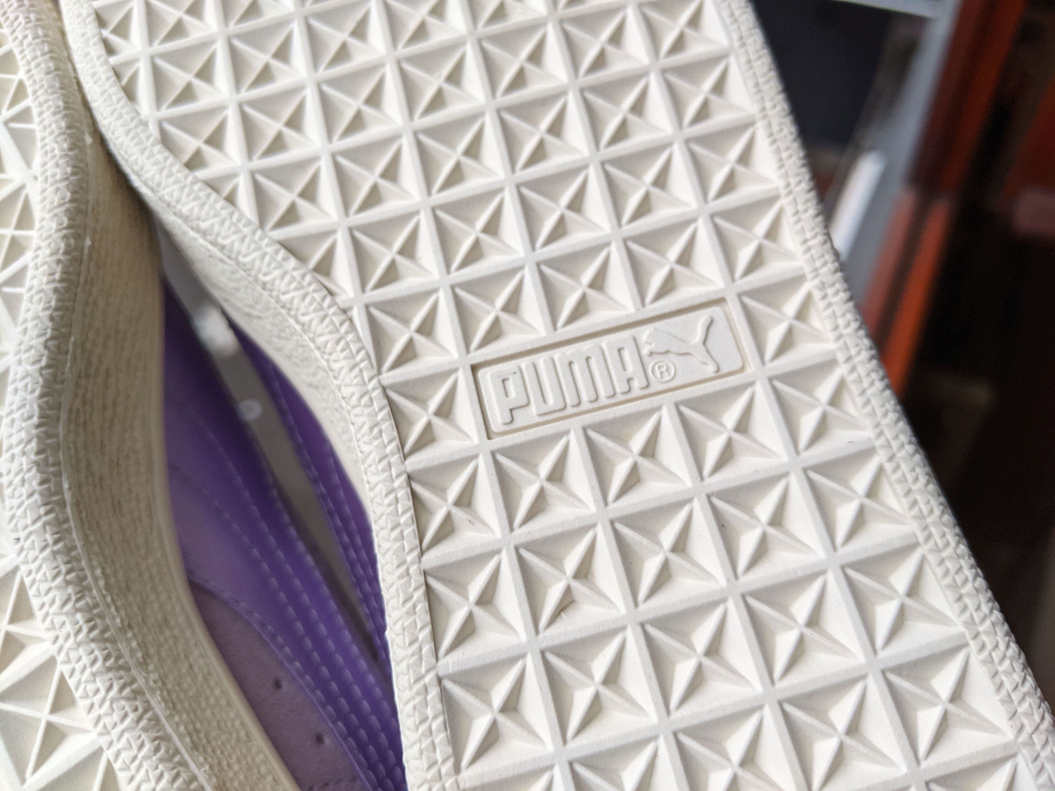 Puma *NEW* Puma Suede Bow Womens Sneaker Clyde Cat MCM Rhuigi Size US 8.5 / IT 38.5 - 18 Thumbnail